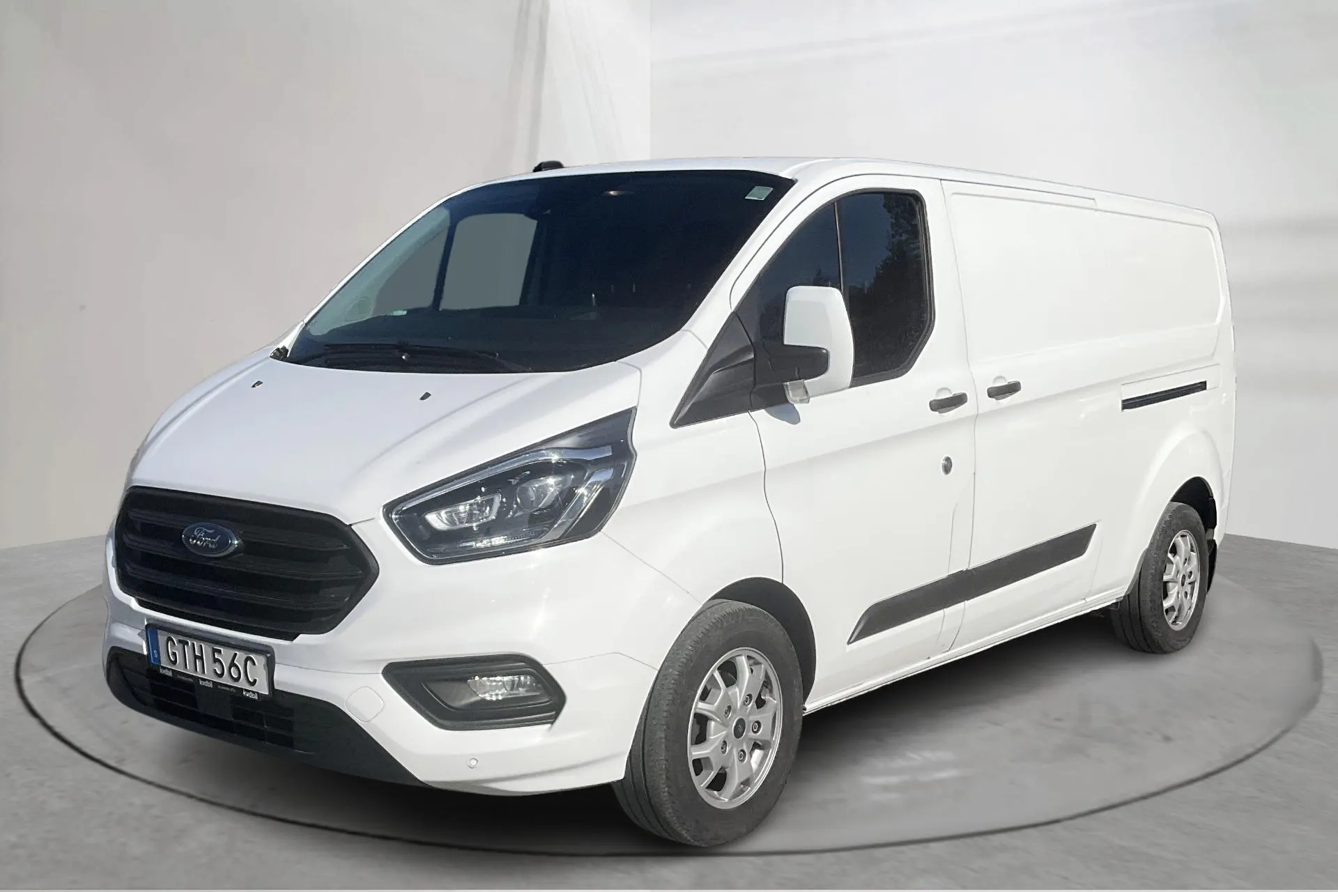 Presentation photo 1 of 15: Ford Transit Custom 300 (130hk) - 90 370 km - Manual - white - 2020