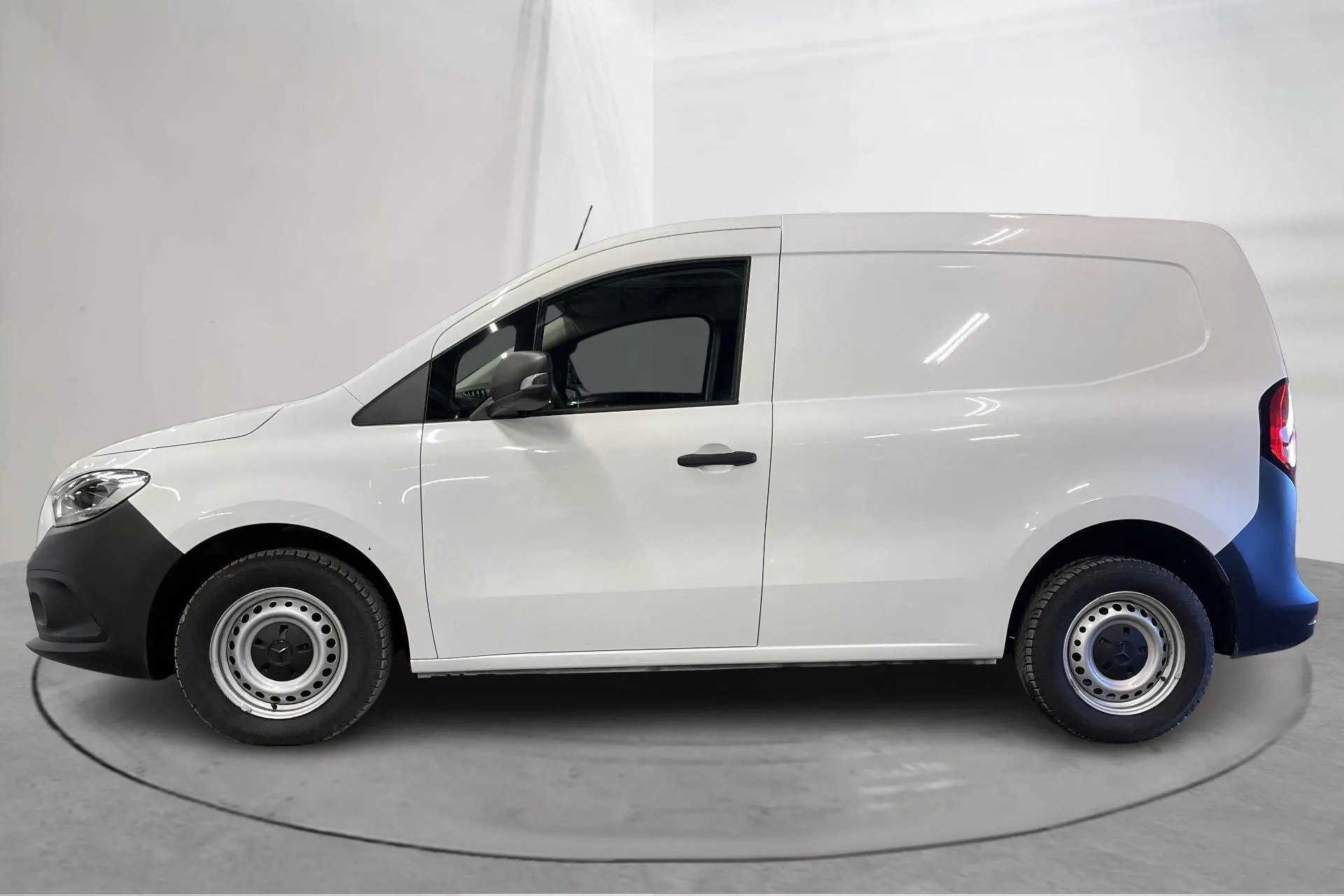 Presentation photo 2 of 15: Mercedes Citan 110 1.5 CDI (95hk) - 98 130 km - Manual - white - 2023