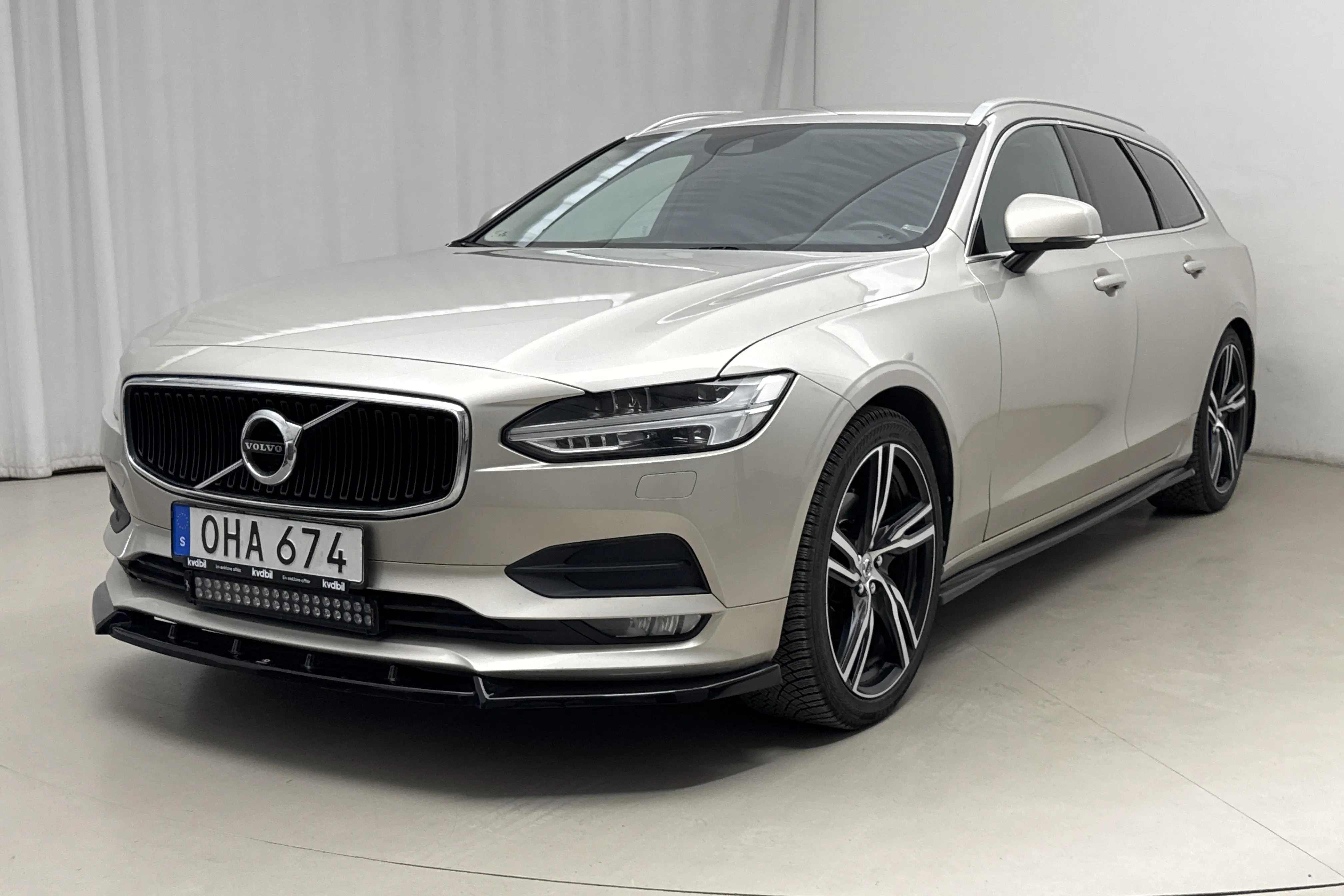 Volvo V90 T5 (254hk)