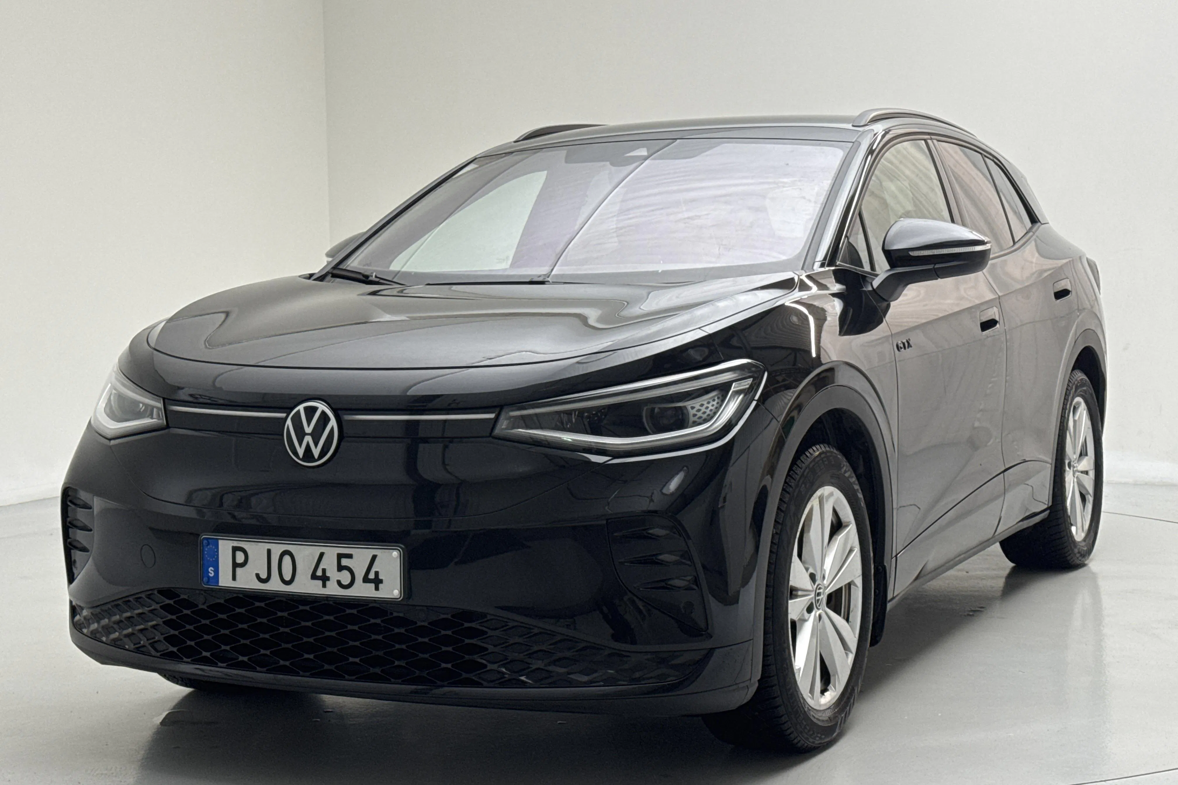 Presentationsfoto 1 av 17: VW ID.4 GTX 77kWh AWD (299hk) - 6 040 mil - Automat - svart - 2023