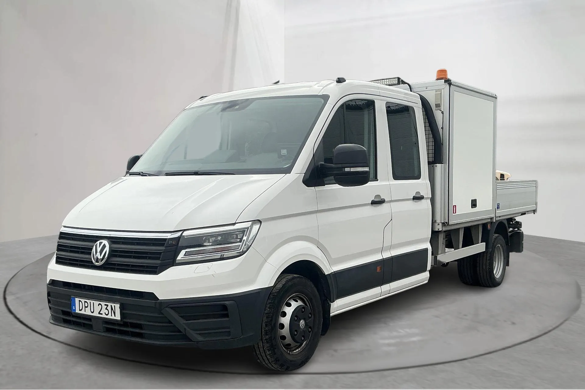 Presentation photo 1 of 19: VW Crafter 50 2.0 TDI Chassi (177hk) - 115 602 km - Automatic - white - 2019