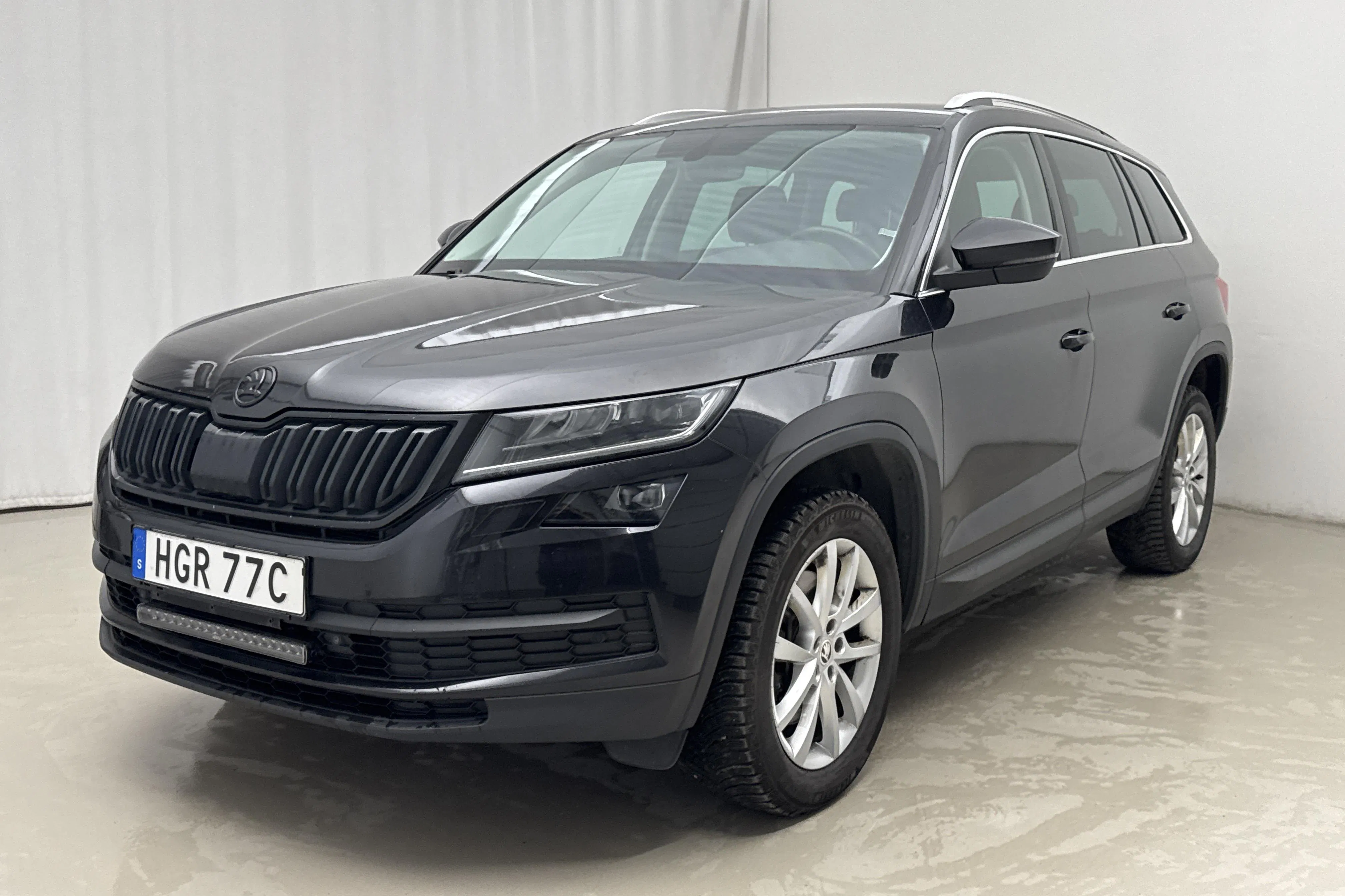 Presentationsfoto 1 av 17: Skoda Kodiaq 2.0 TDI 4X4 (200hk) - 13 499 mil - Automat - svart - 2021