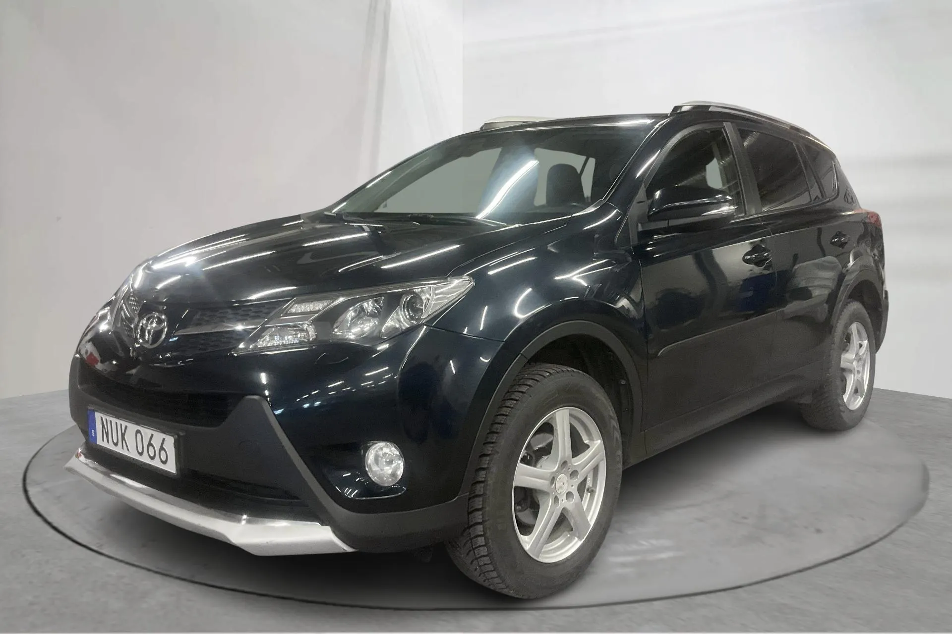Toyota RAV4 2.0 VVT-i (151hk)