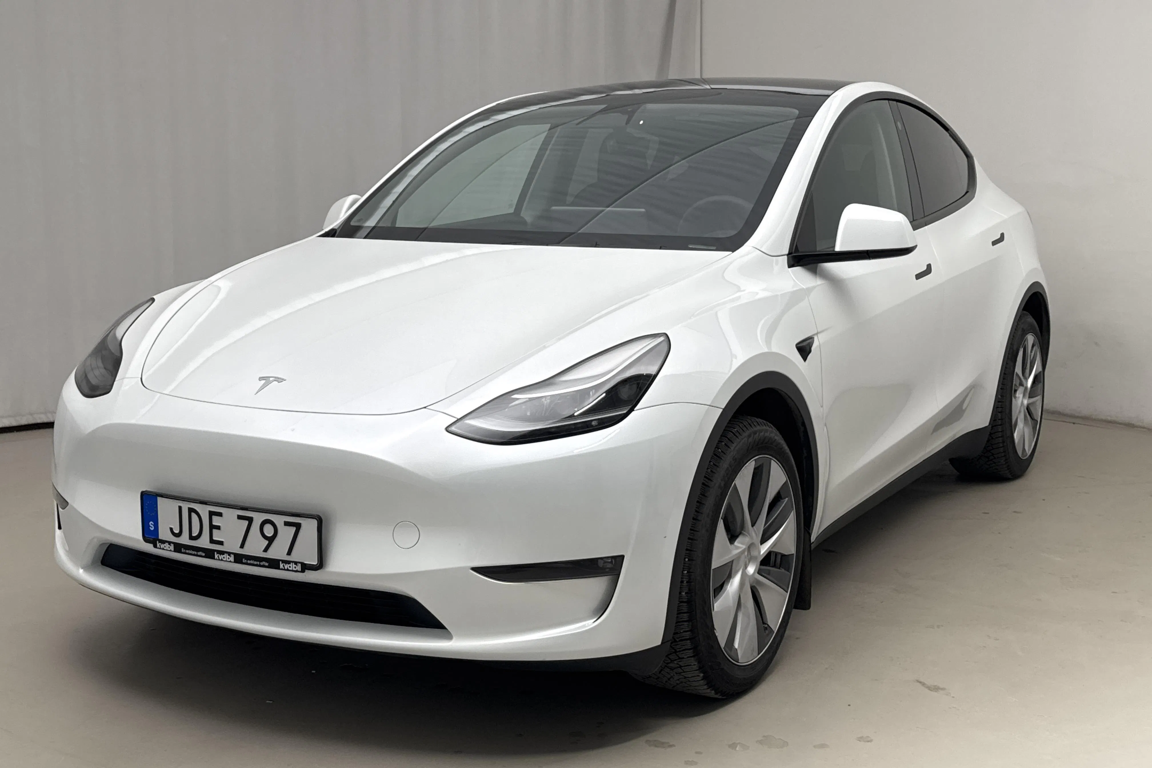 Tesla Model Y Long Range Dual Motor AWD
