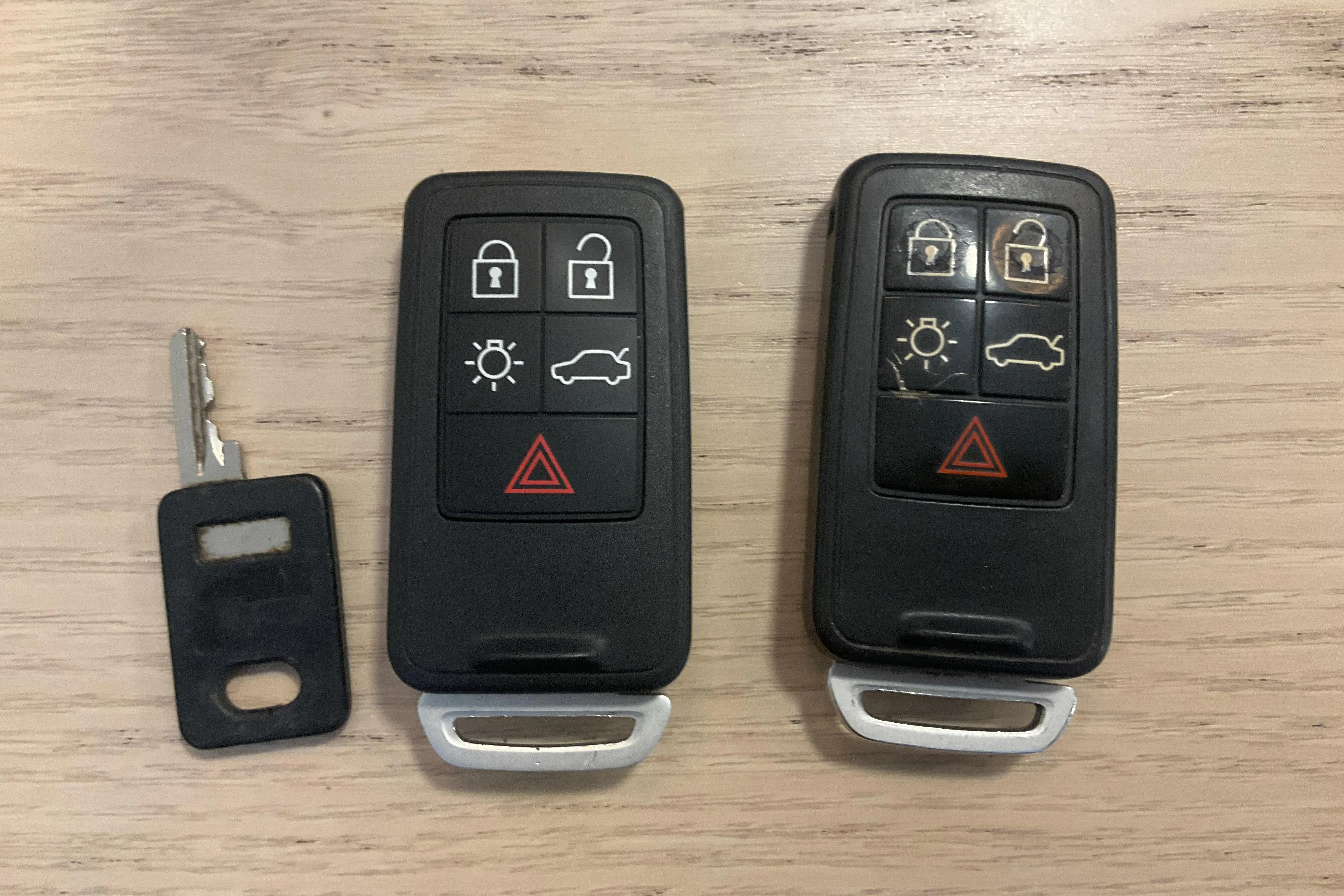 Presentation photo 14 of 14: Volvo V60 D4 Cross Country (190hk) - 227 720 km - Automatic - white - 2016