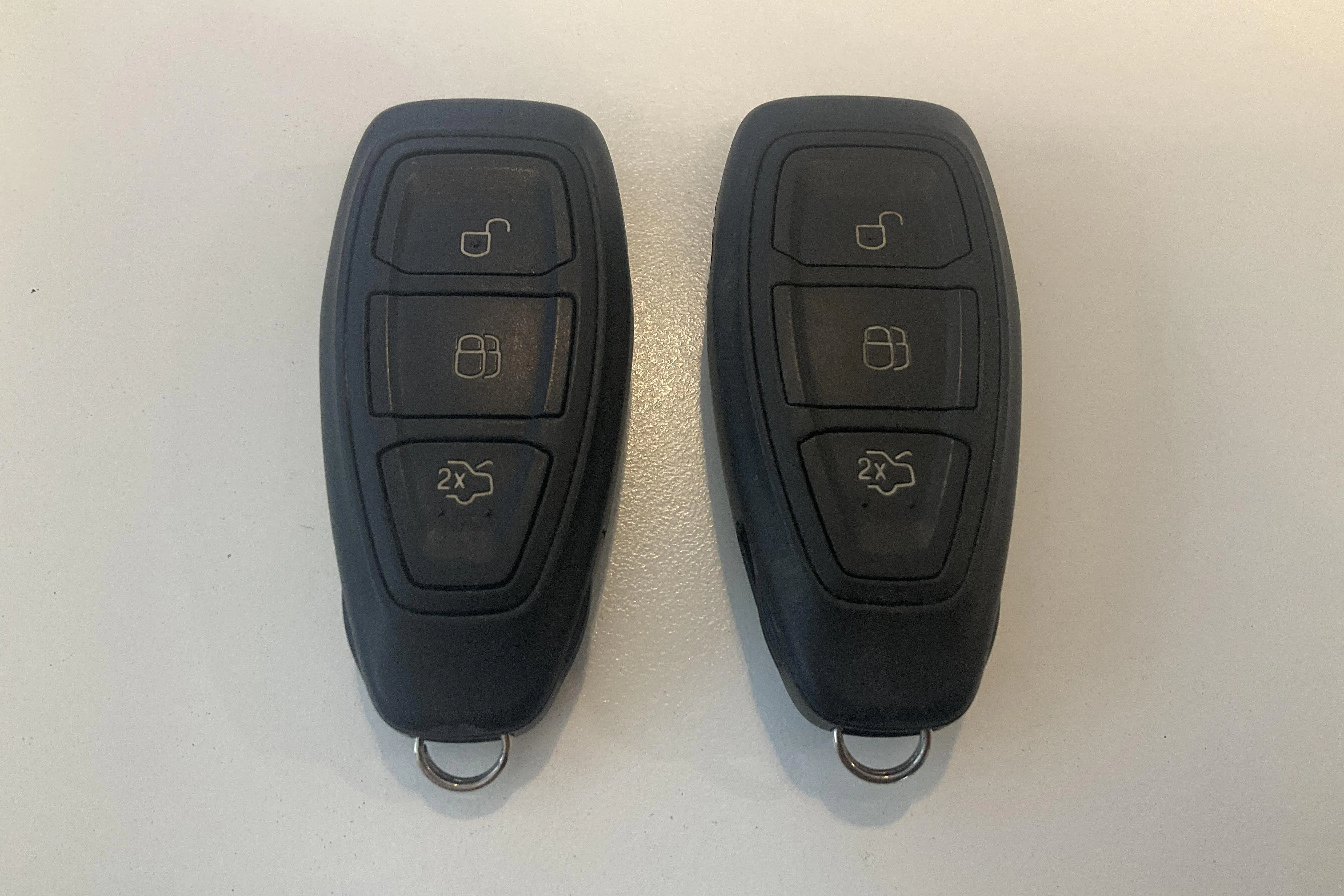 Presentationsfoto 15 av 15: Ford Kuga 2.0 TDCi 4WD (140hk) - 8 313 mil - Automat - vit - 2013