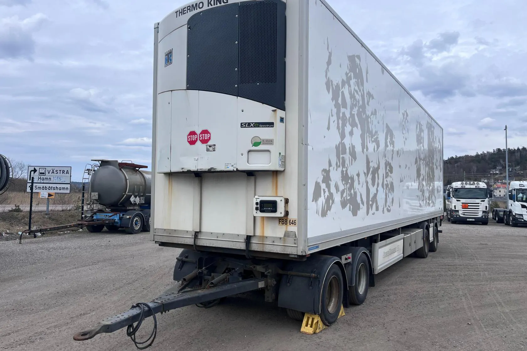 Presentationsfoto 1 av 92: HFR 4 AXLE FULL TRAILER - 0 km - 2016