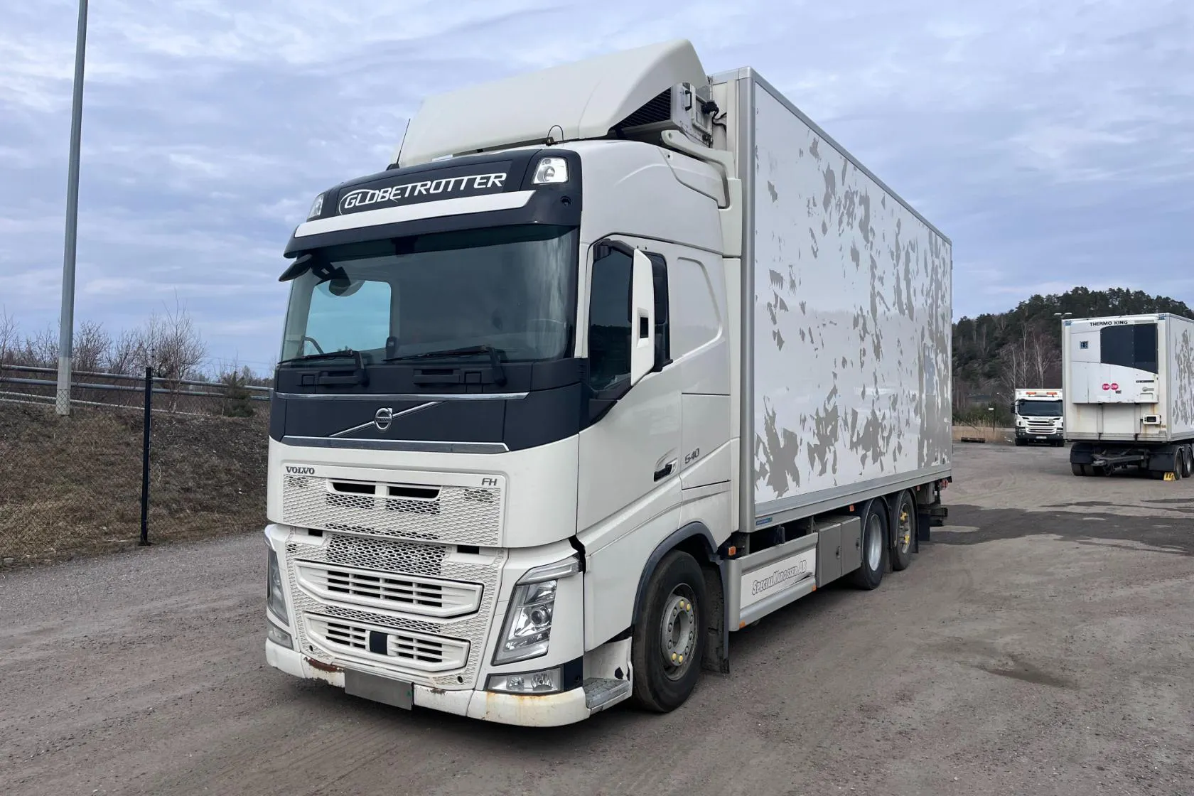 Presentationsfoto 1 av 142: VOLVO FH540 - 919 303 km - Automat - vit - 2017