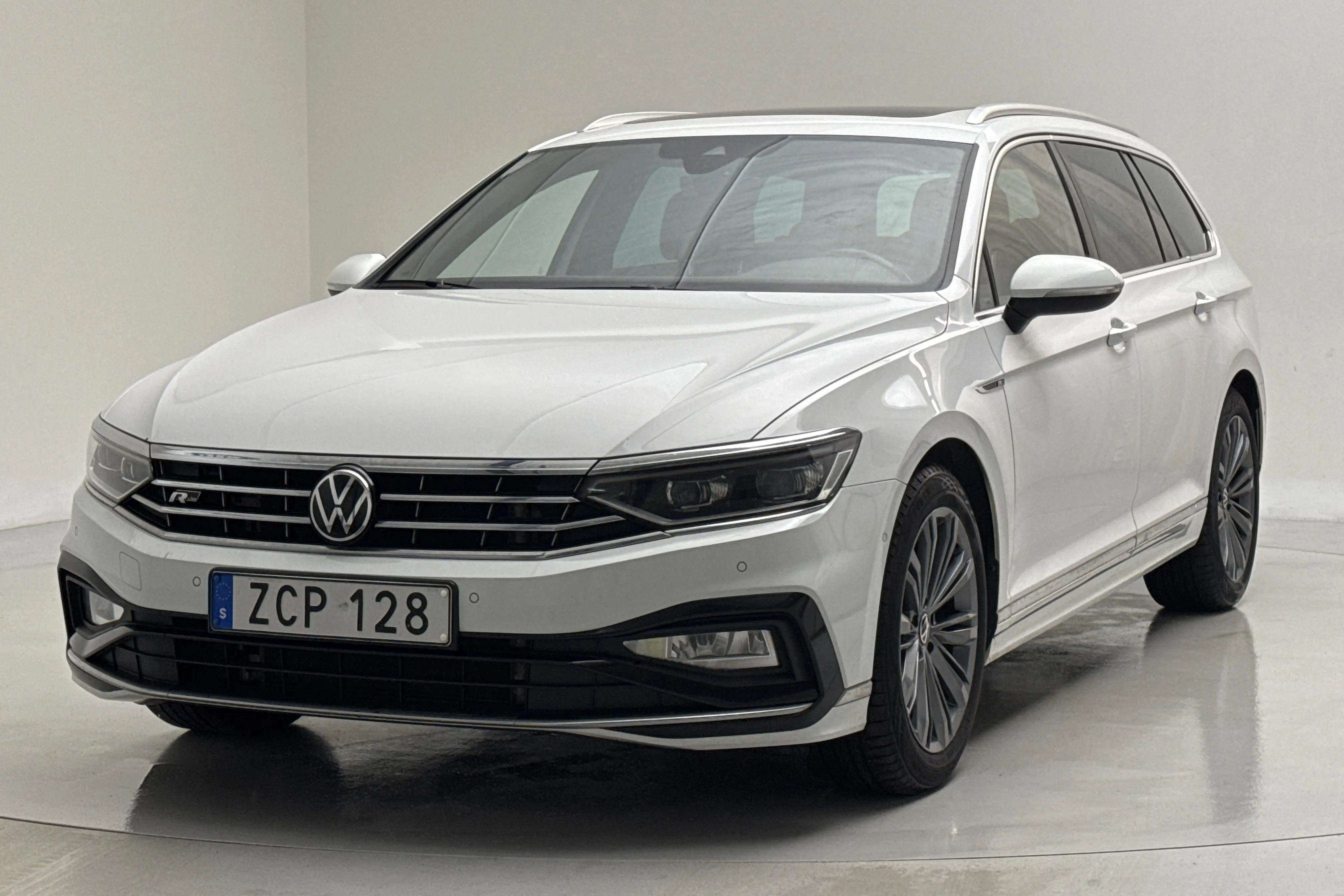 VW Passat 2.0 TDI Sportscombi 4Motion (200hk)
