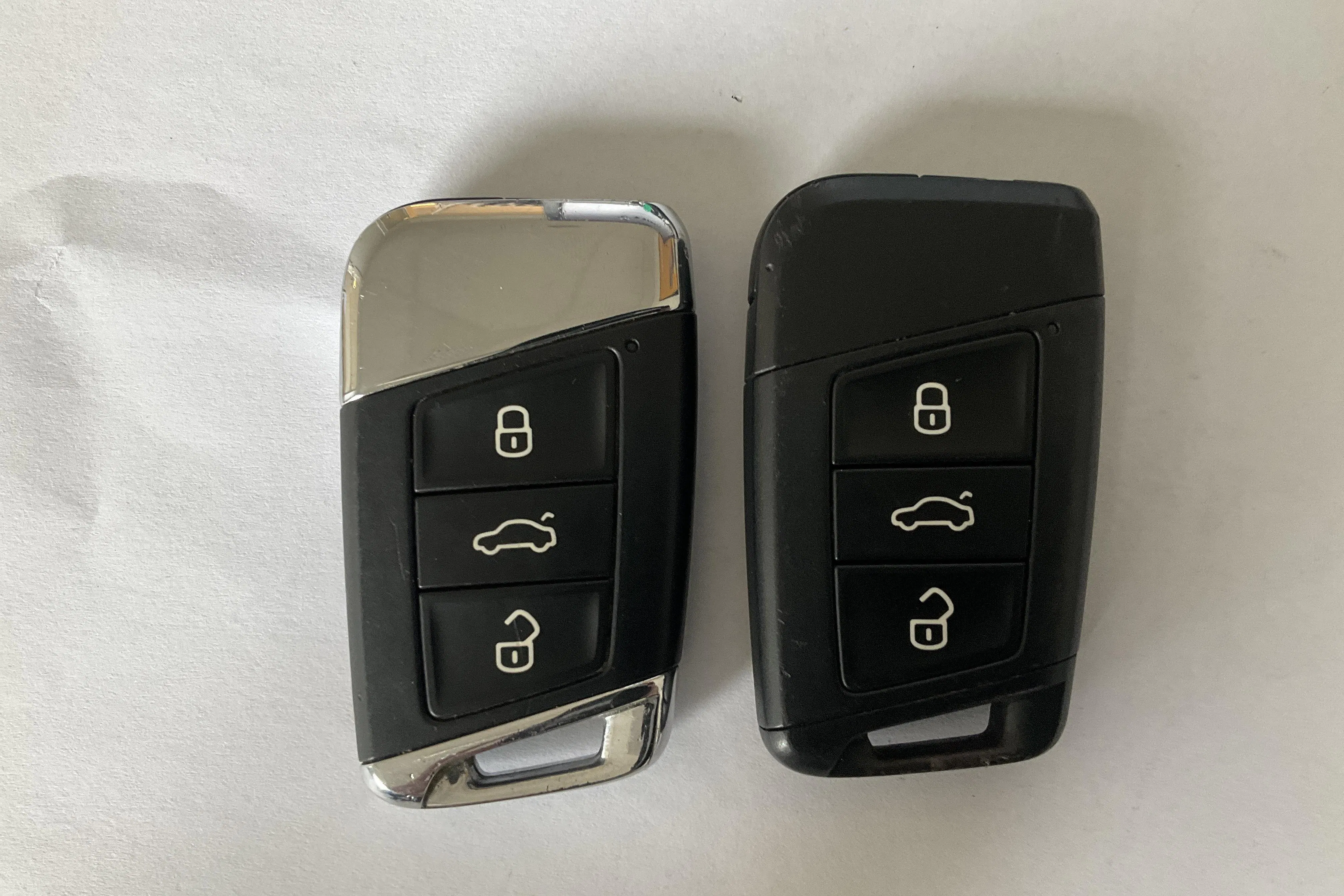 Presentationsfoto 17 av 17: VW Passat 1.4 GTE Sportscombi (218hk) - 18 038 mil - Automat - vit - 2021