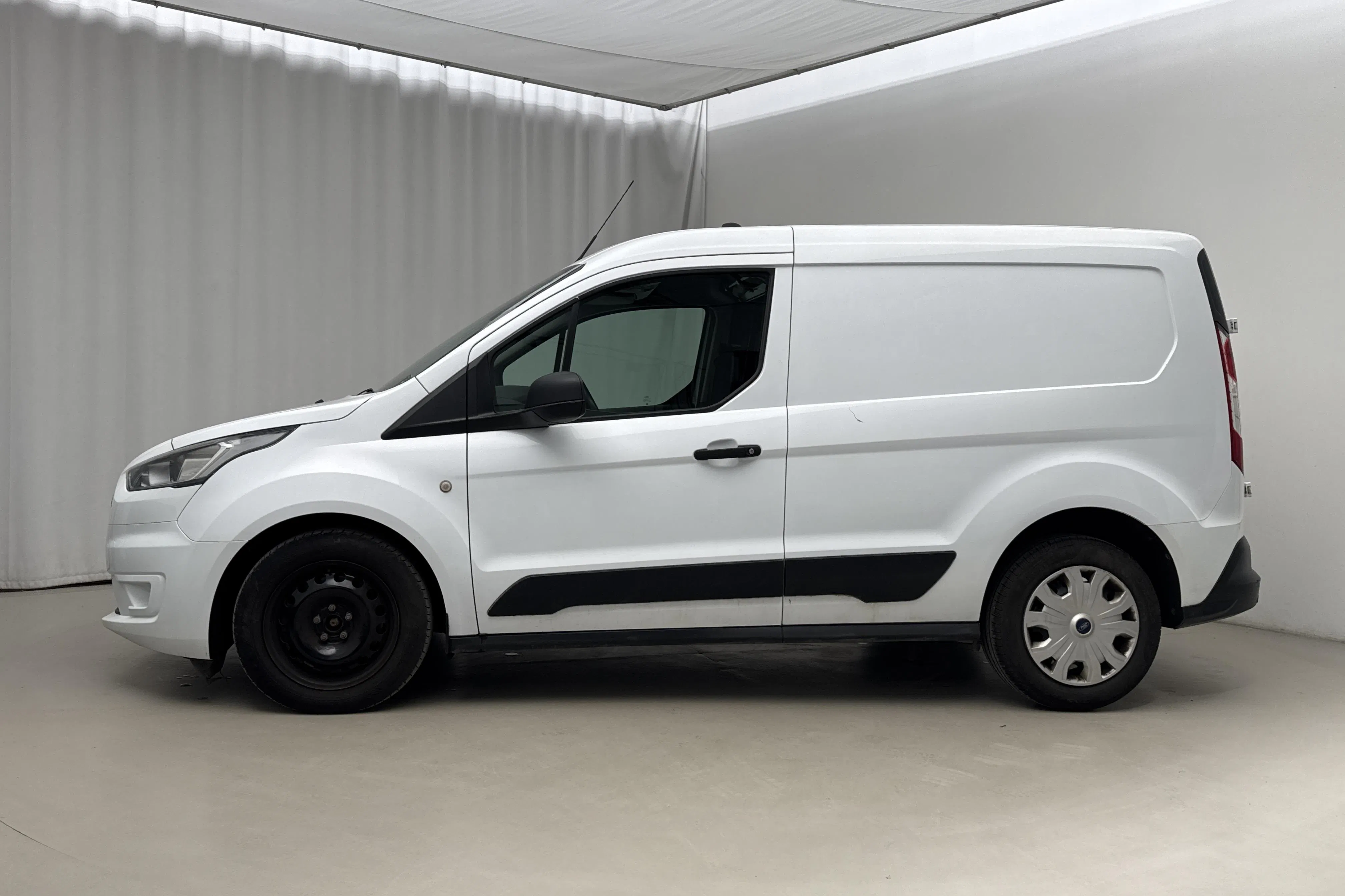 Presentation photo 2 of 17: Ford Transit Connect 1.5 EcoBlue (100hk) - 110 460 km - Manual - 2019