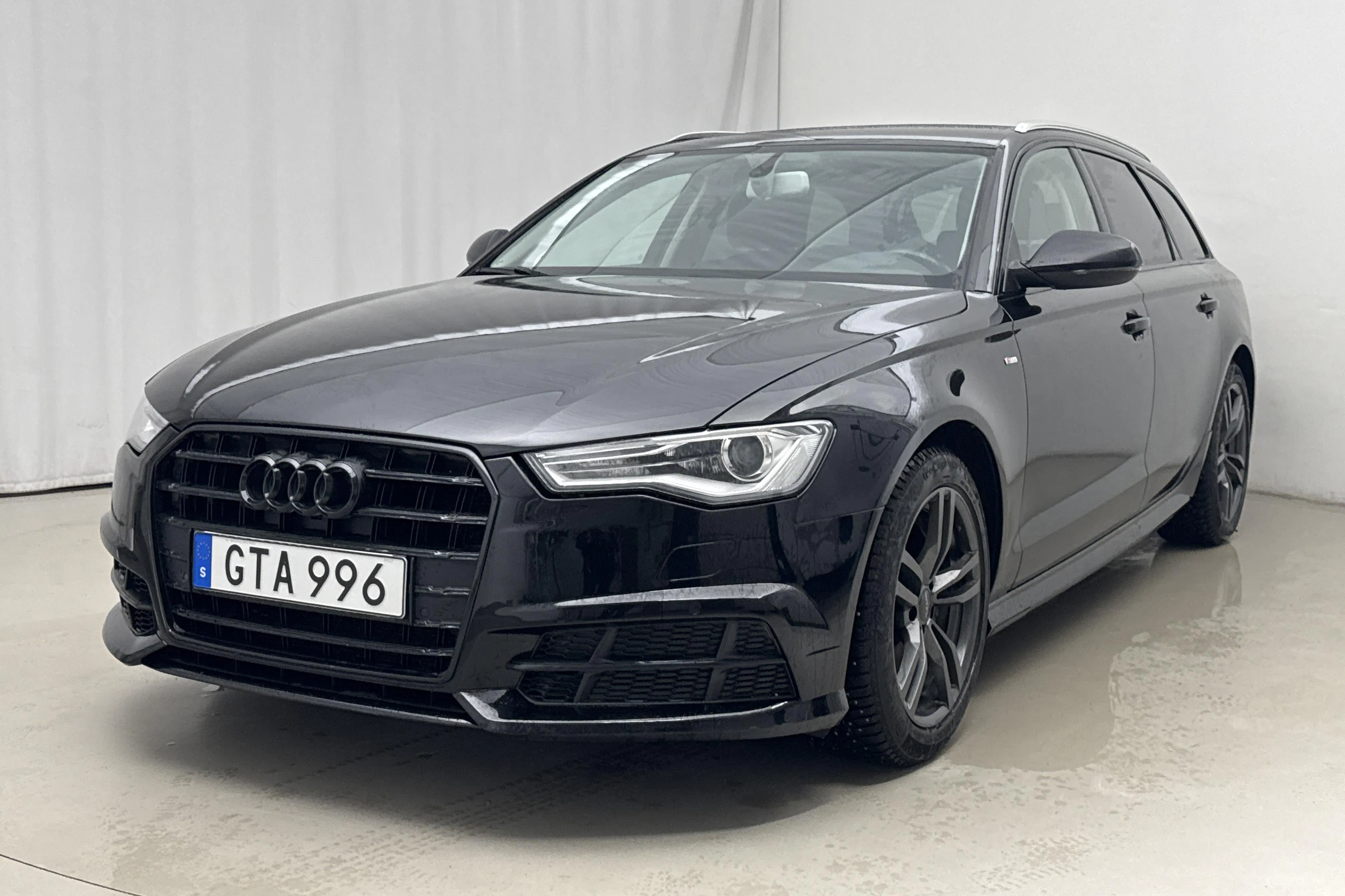 Presentation photo 1 of 17: Audi A6 2.0 TDI Avant (190hk) - 197 270 km - Automatic - black - 2017