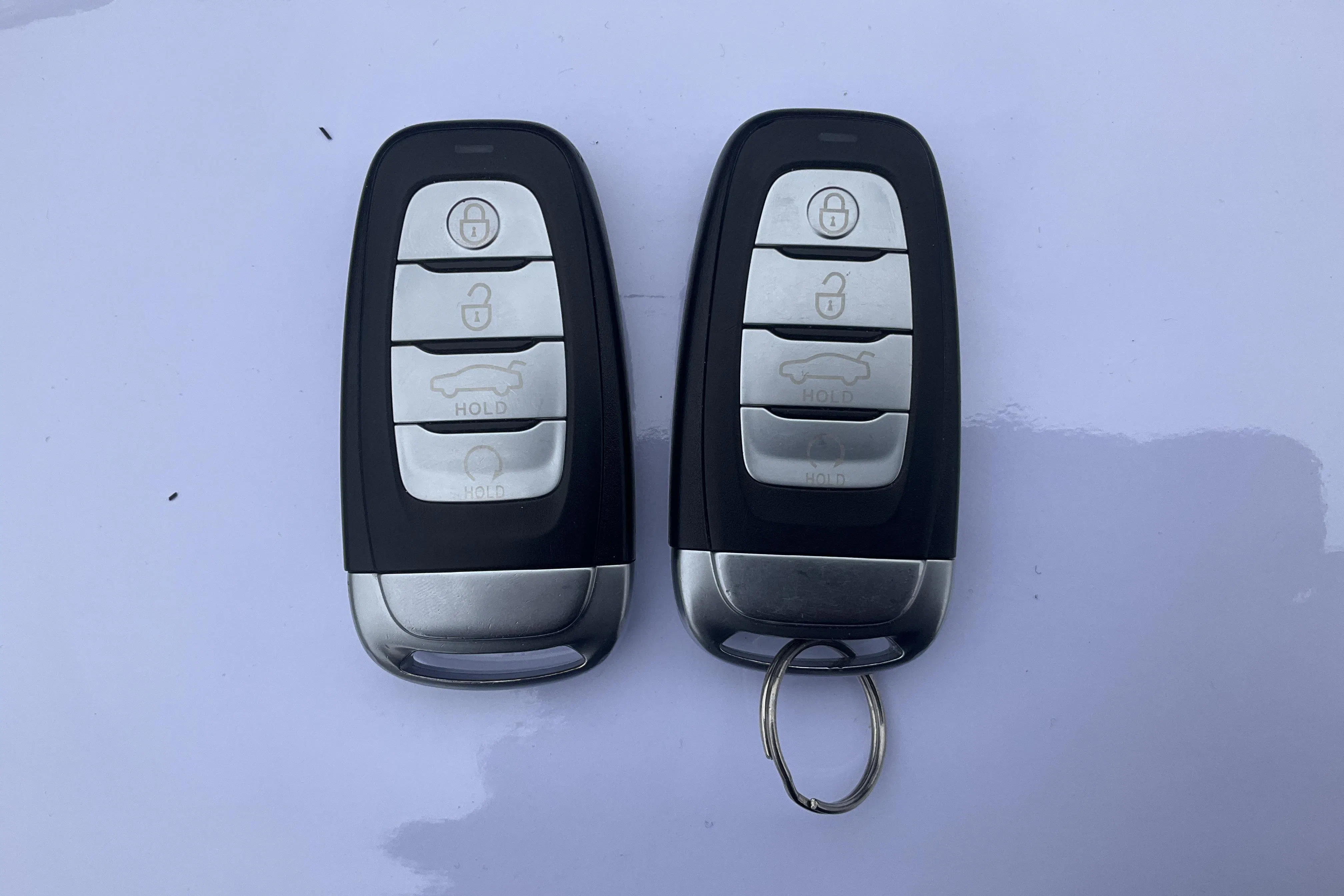 Presentation photo 31 of 31: Hongqi E-HS9 99kWh (435hk) - 65 180 km - Automatic - gray - 2022