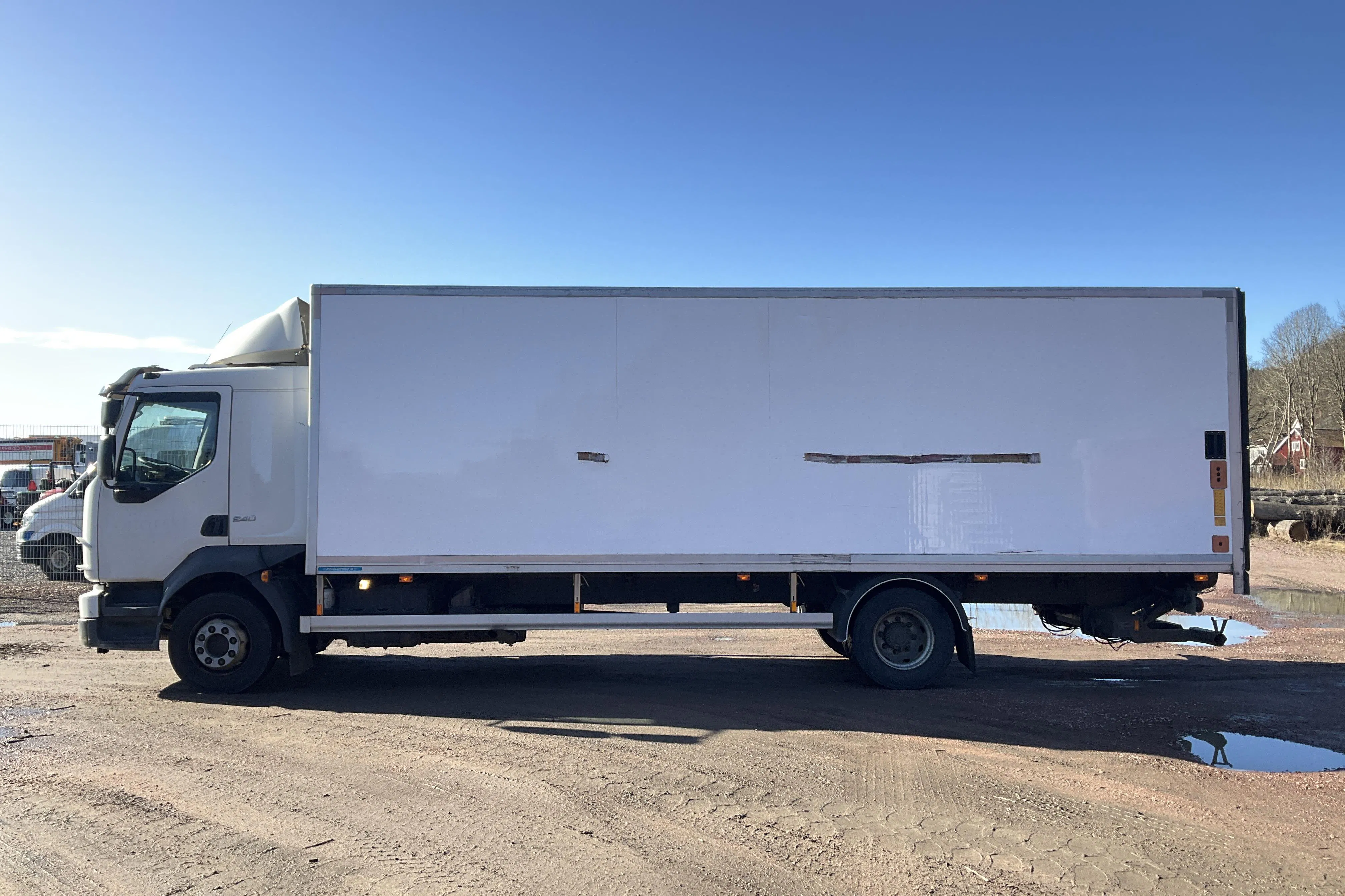 Presentationsfoto 2 av 41: VOLVO FL240 - 215 213 km - Automat - 2014