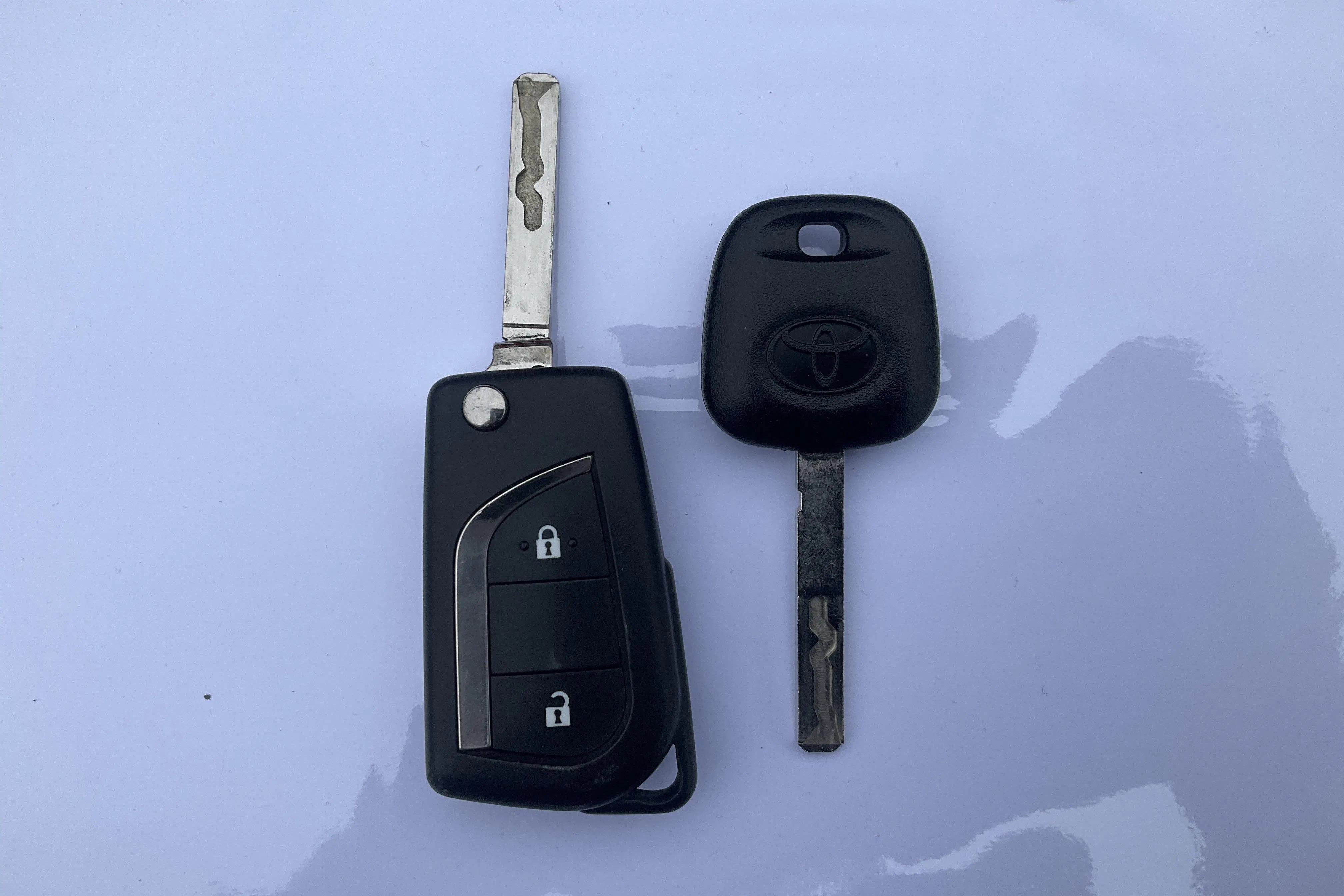 Presentationsfoto 14 av 14: Toyota Yaris 1.5 Hybrid 5dr (101hk) - 9 183 mil - Automat - vit - 2019