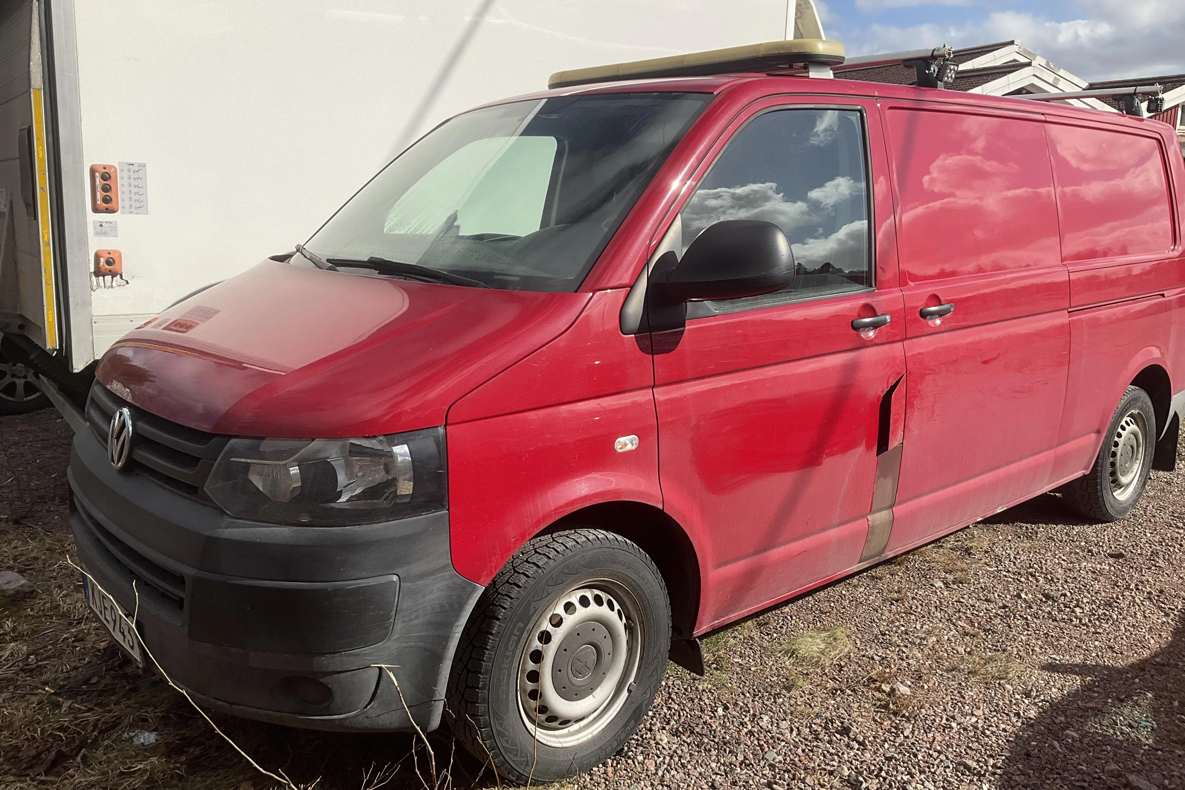 Presentationsfoto 1 av 14: VW Transporter T5 2.0 TDI (140hk) - 8 197 mil - Manuell - röd - 2014