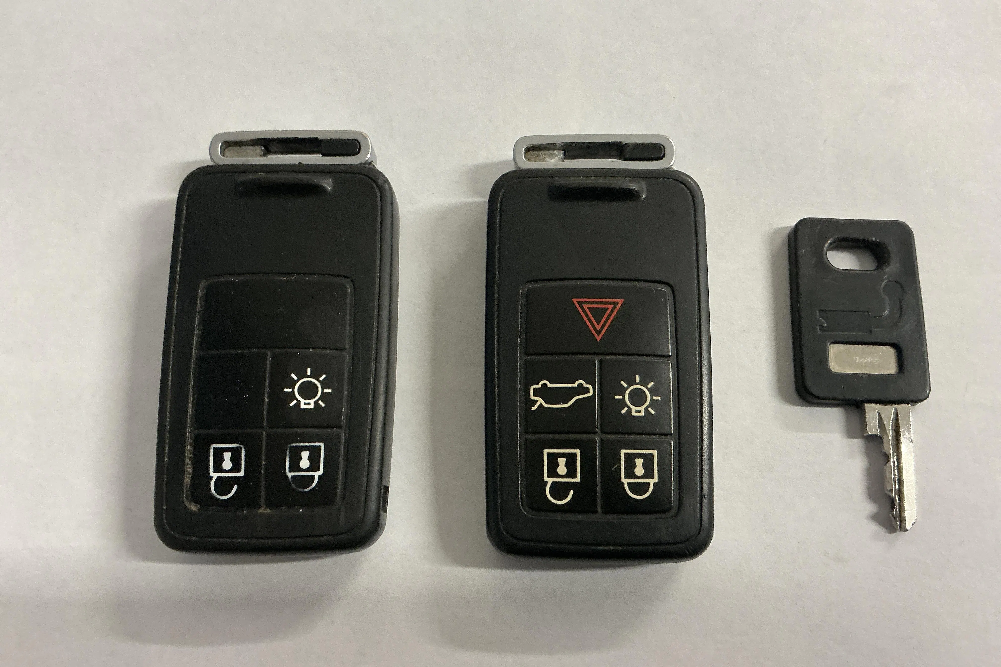 Presentationsfoto 17 av 17: Volvo XC60 D5 AWD (185hk) - 27 515 mil - Manuell - blå - 2009