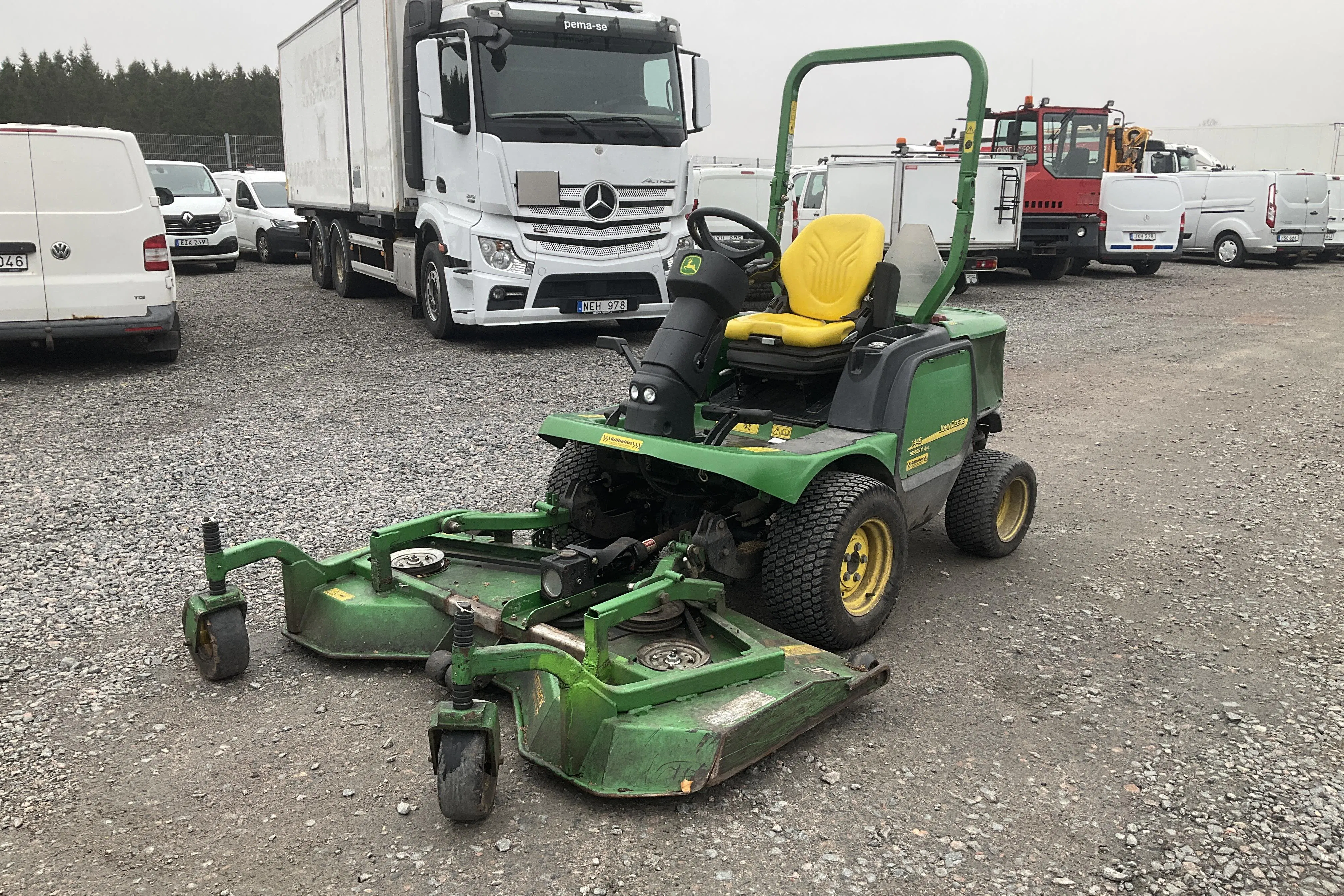 Presentation photo 1 of 21: John Deere 1445 åkgräsklippare - 0 km - 2012