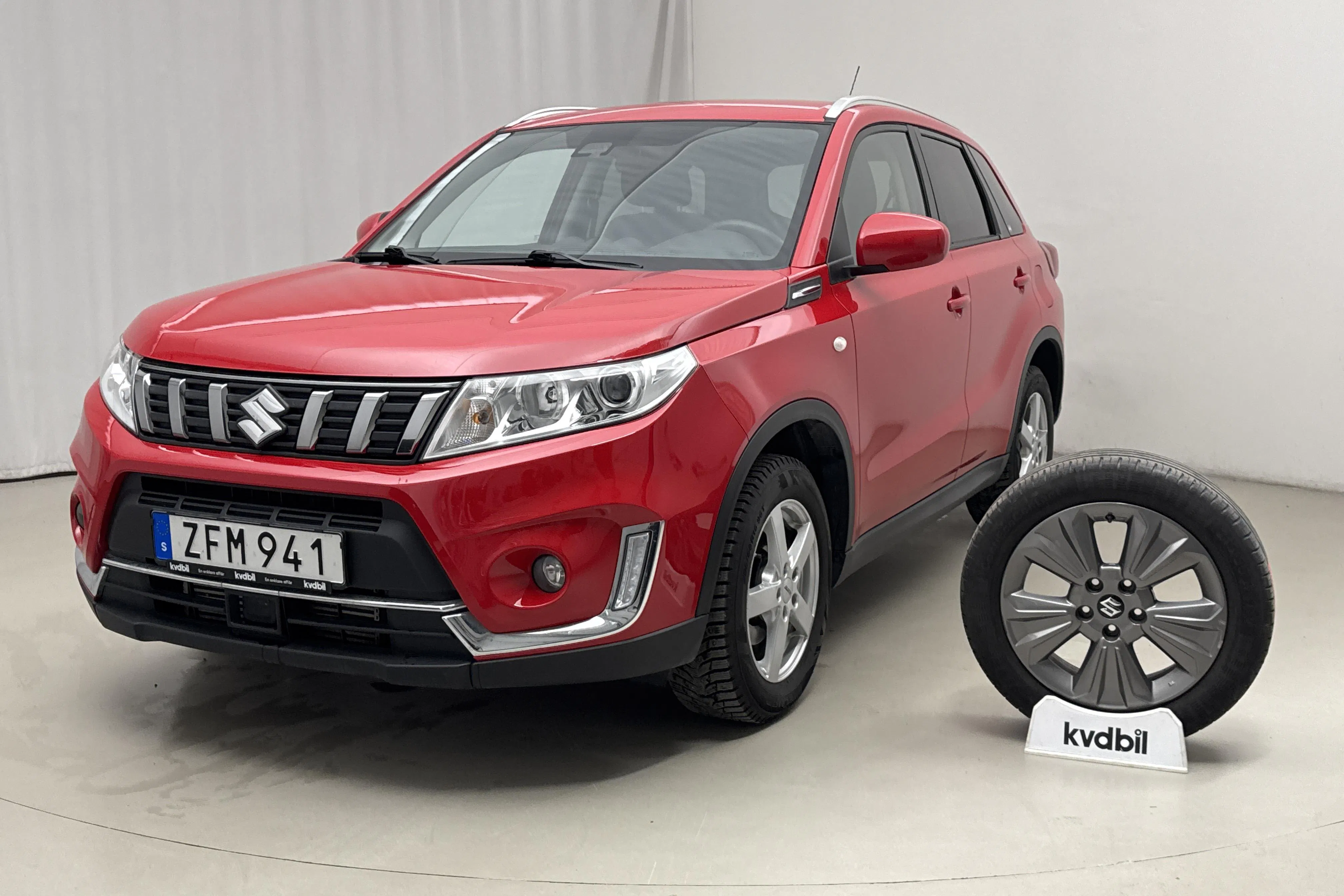 Presentation photo 1 of 15: Suzuki Vitara 1.4T Boosterjet Allgrip 4x4 (140hk) - 31 190 km - Automatic - red - 2019
