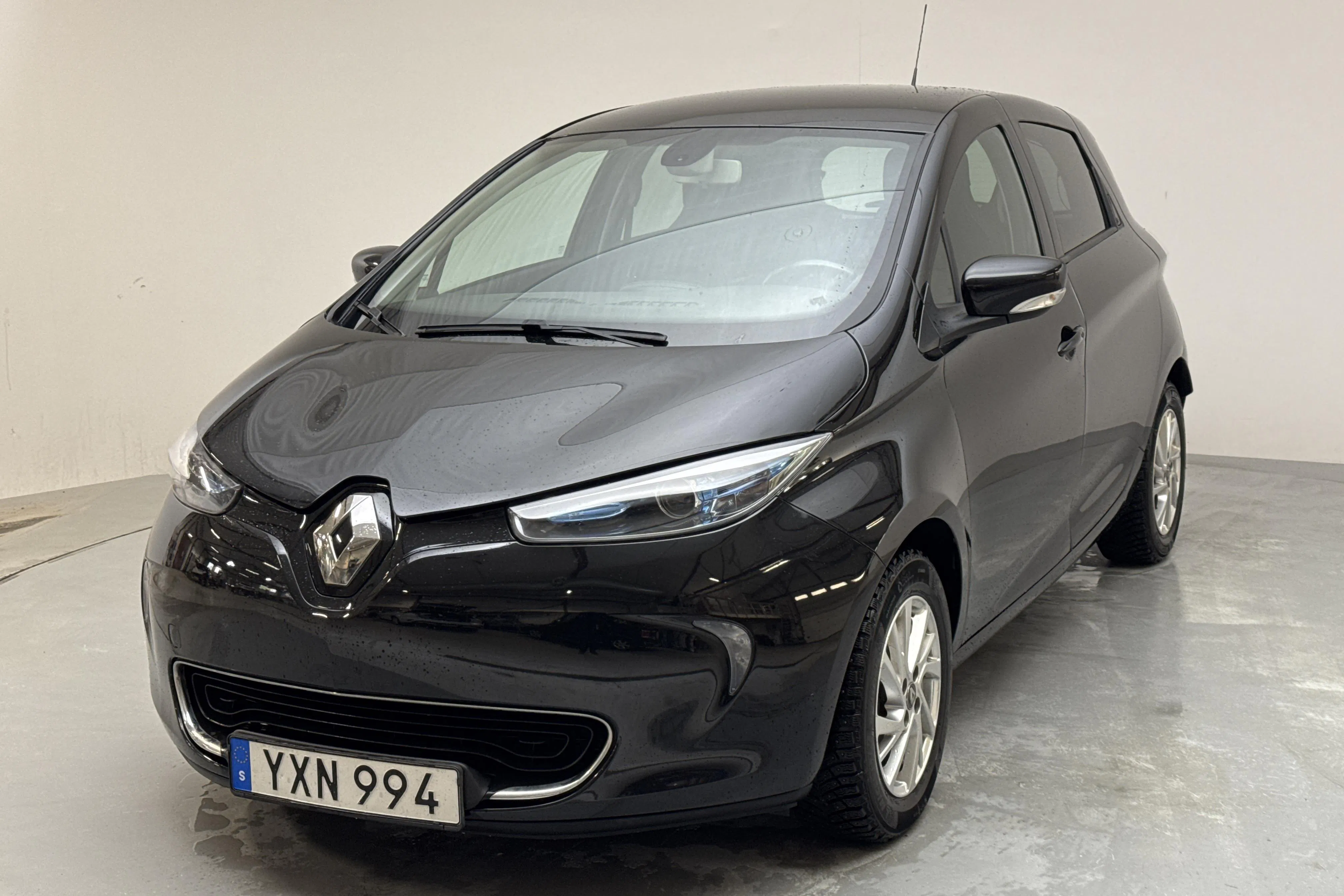 Presentation photo 1 of 17: Renault Zoe 41kWh R110 (108hk) - 89 270 km - Automatic - black - 2019