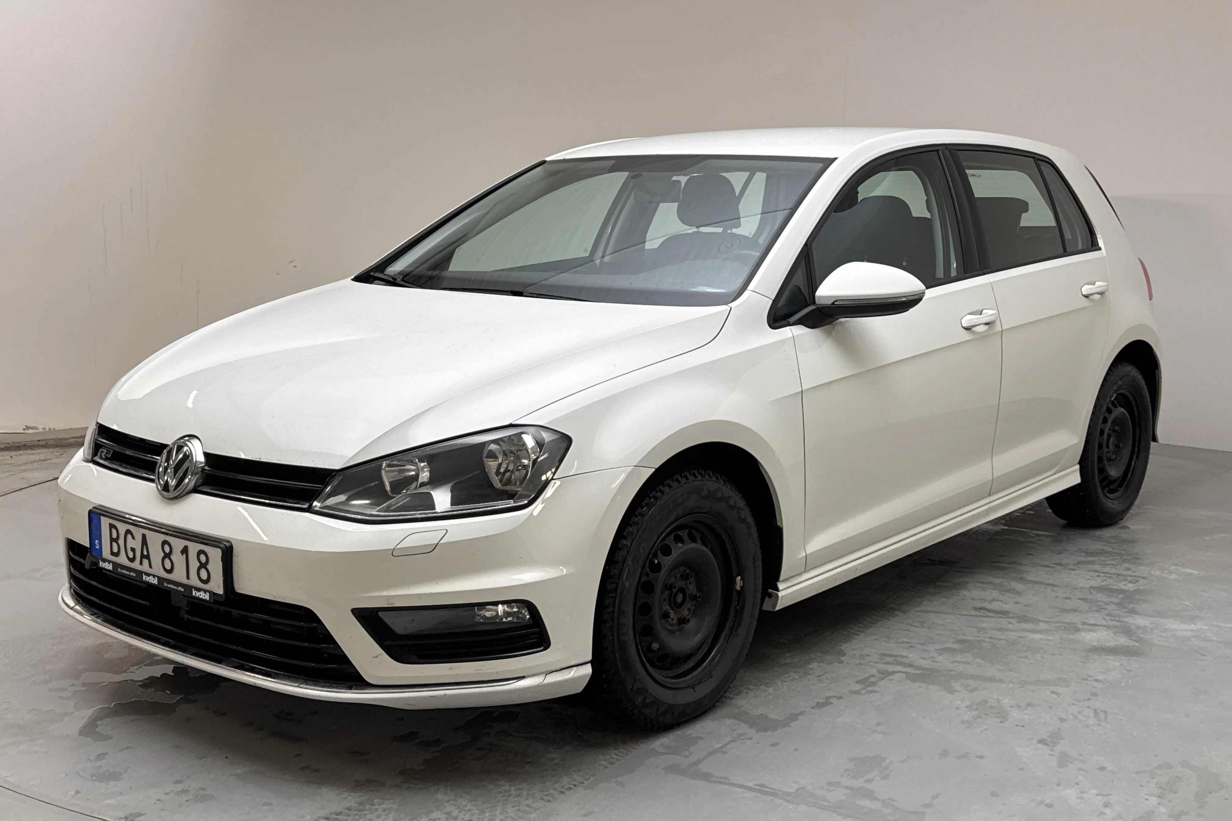 Presentation photo 1 of 13: VW Golf VII 1.6 TDI BlueMotion Technology 5dr (105hk) - 94 450 km - Manual - white - 2015