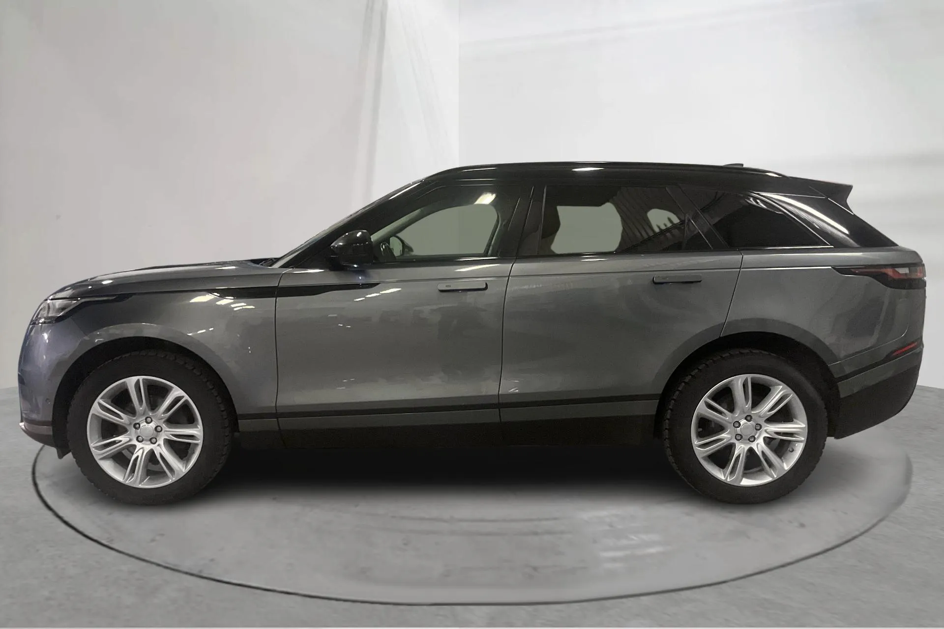 Presentationsfoto 2 av 17: Land Rover Range Rover Velar 2.0 P250 (250hk) - 21 553 mil - Automat - blå - 2020