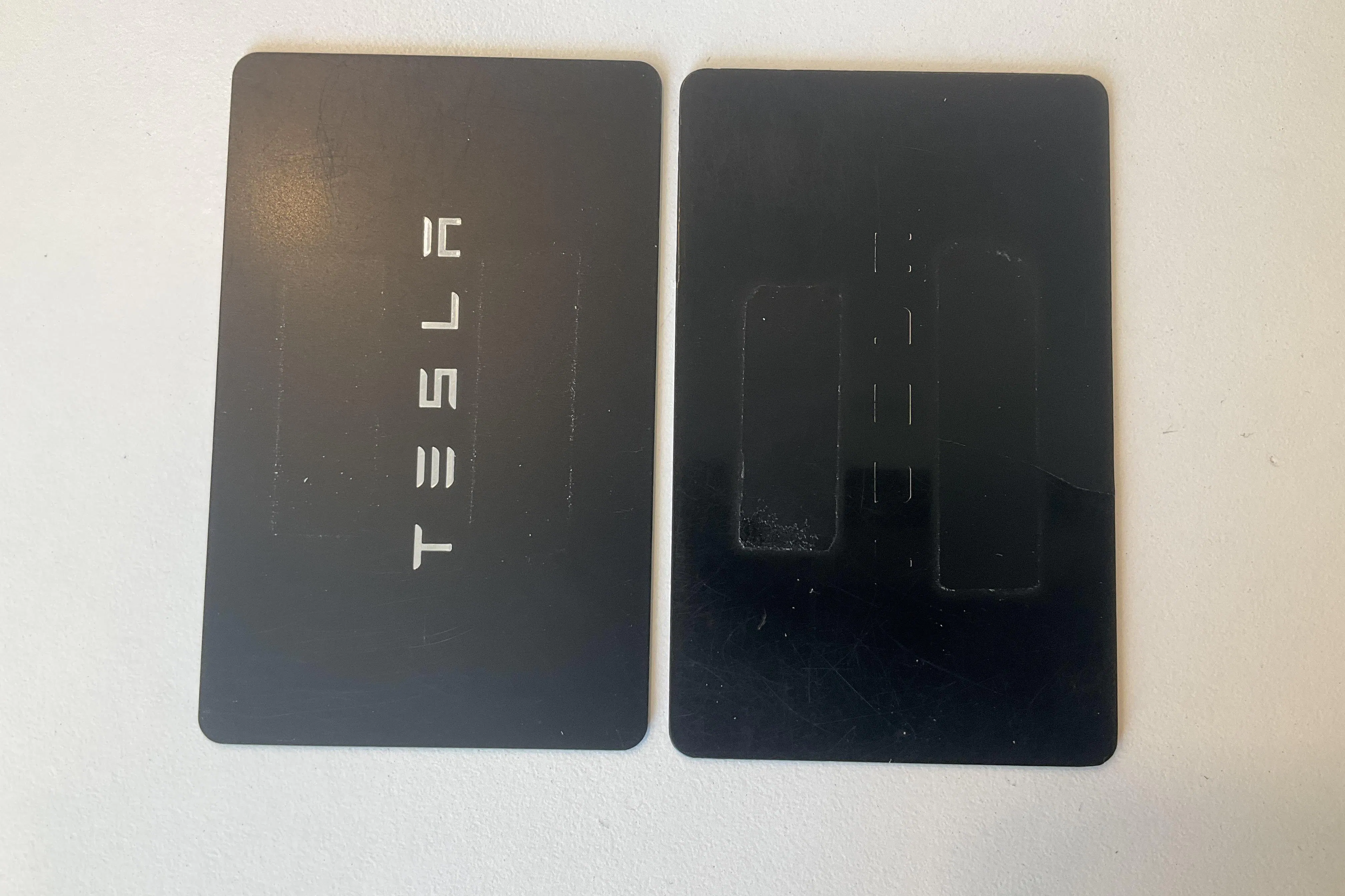 Presentation photo 24 of 24: Tesla Model Y Long Range Dual Motor AWD - 63 380 km - Automatic - white - 2024