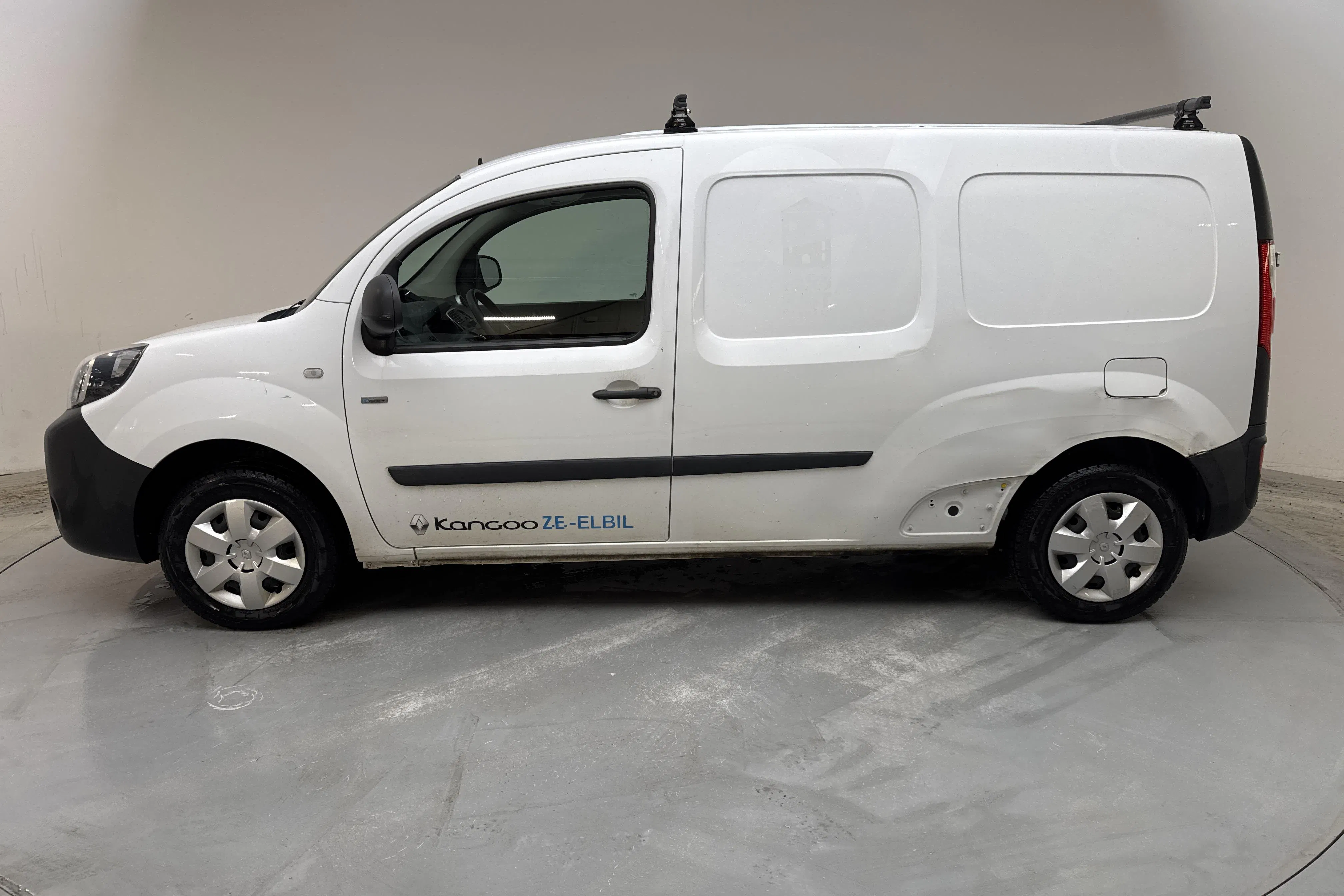 Presentationsfoto 2 av 14: Renault Kangoo Z.E Power Plus 33kWh Maxi Skåp (60hk) - 9 363 mil - Automat - vit - 2019