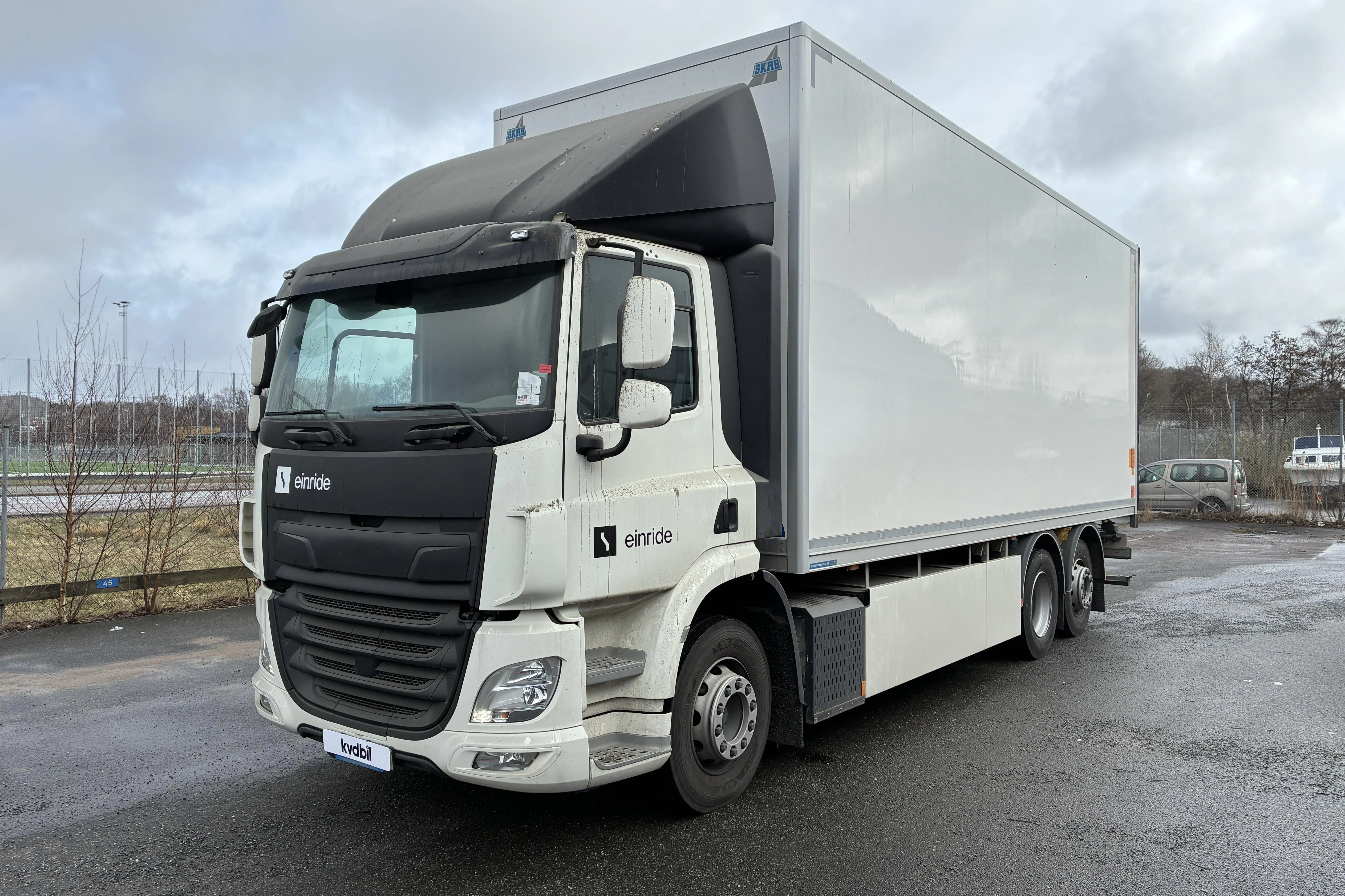 Presentationsfoto 1 av 57: EMOSS DAF - elektrisk - 32 739 km - Automat - vit - 2022