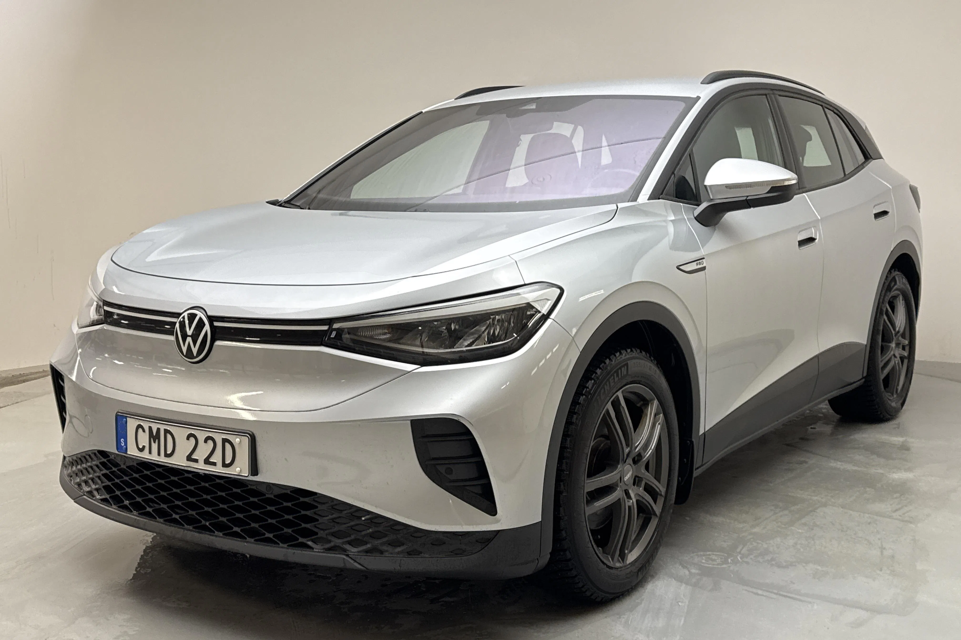 Presentationsfoto 1 av 15: VW ID.4 77kWh (204hk) - 10 761 mil - Automat - silver - 2022