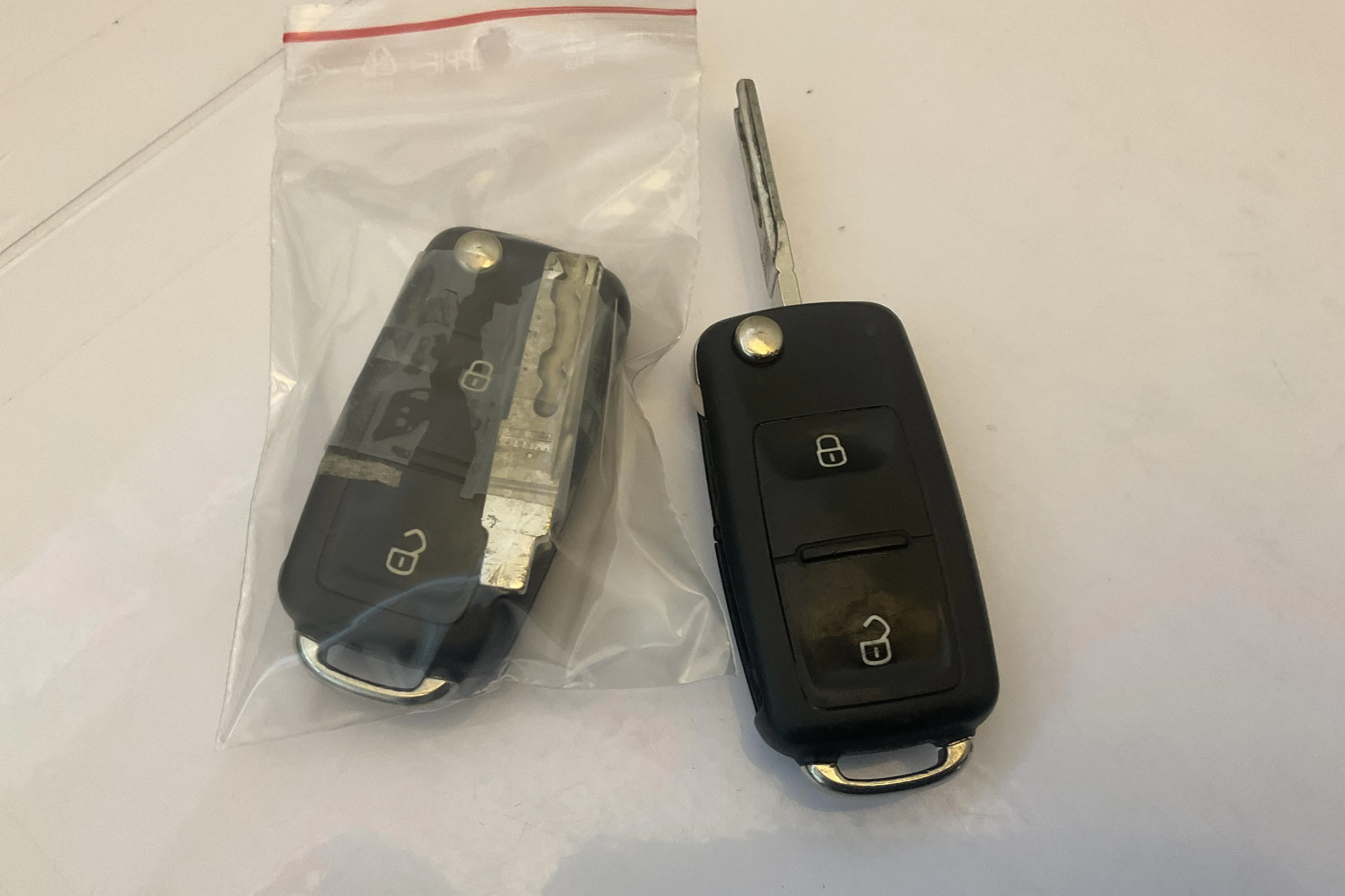 Presentationsfoto 13 av 13: VW Transporter T5 2.0 BiTDI Pickup 4MOTION (180hk) - 18 700 mil - Manuell - Dark Red - 2010