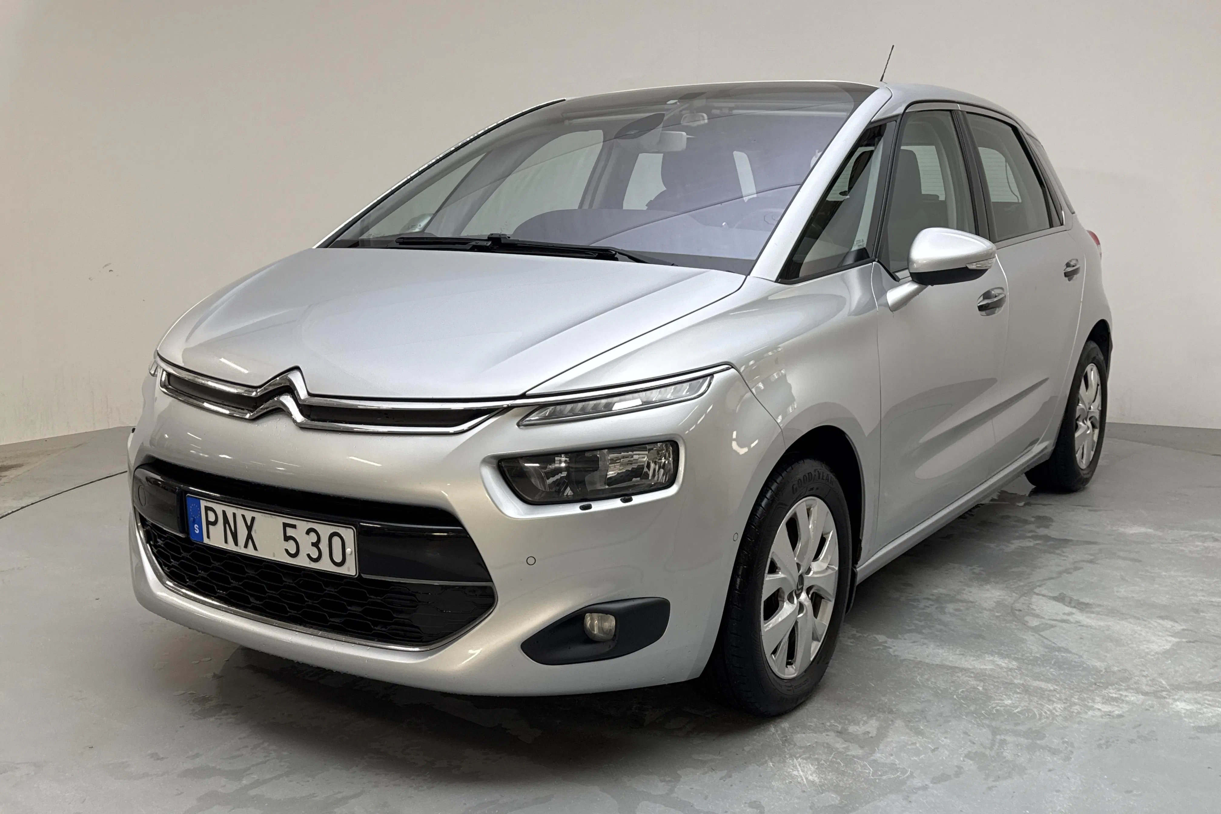 Presentation photo 1 of 15: Citroën C4 Picasso 1.6 HDi (115hk) - 182 090 km - Automatic - silver - 2014