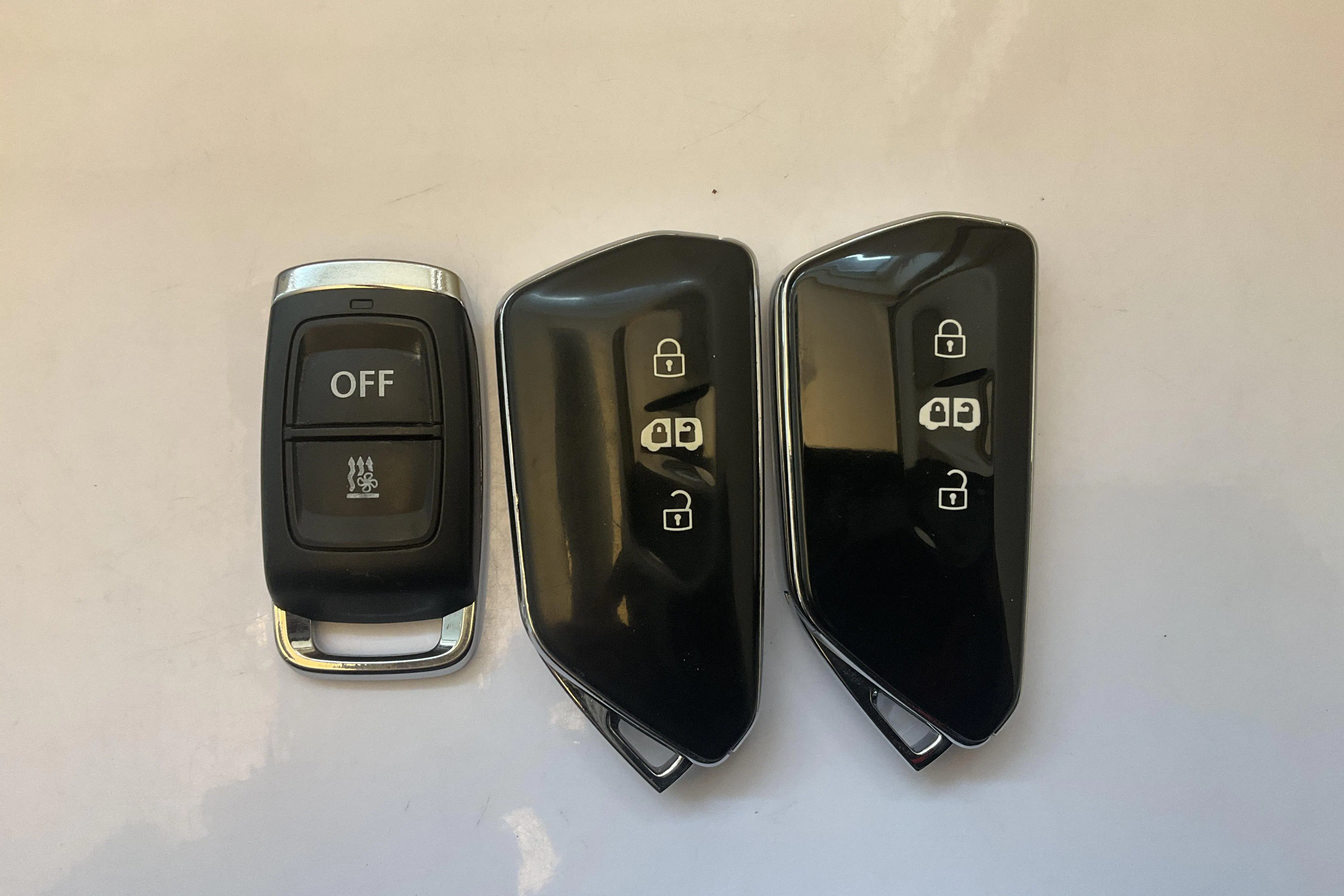 Presentationsfoto 13 av 13: VW Caddy Cargo Maxi 2.0 TDI (122hk) - 8 885 mil - Automat - vit - 2022