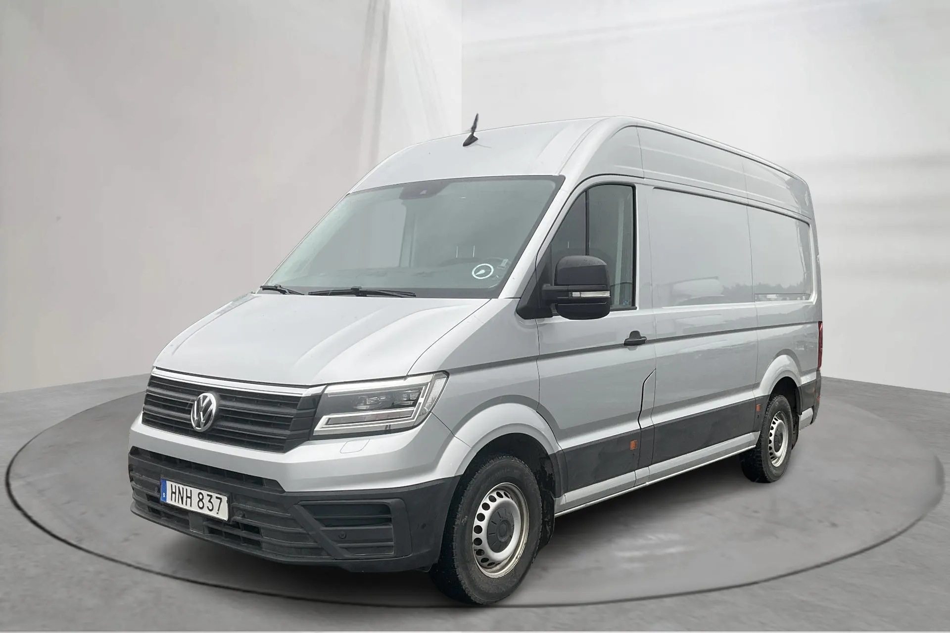 Presentation photo 1 of 15: VW Crafter 35 2.0 TDI Skåp (177hk) - 182 580 km - Automatic - silver - 2018