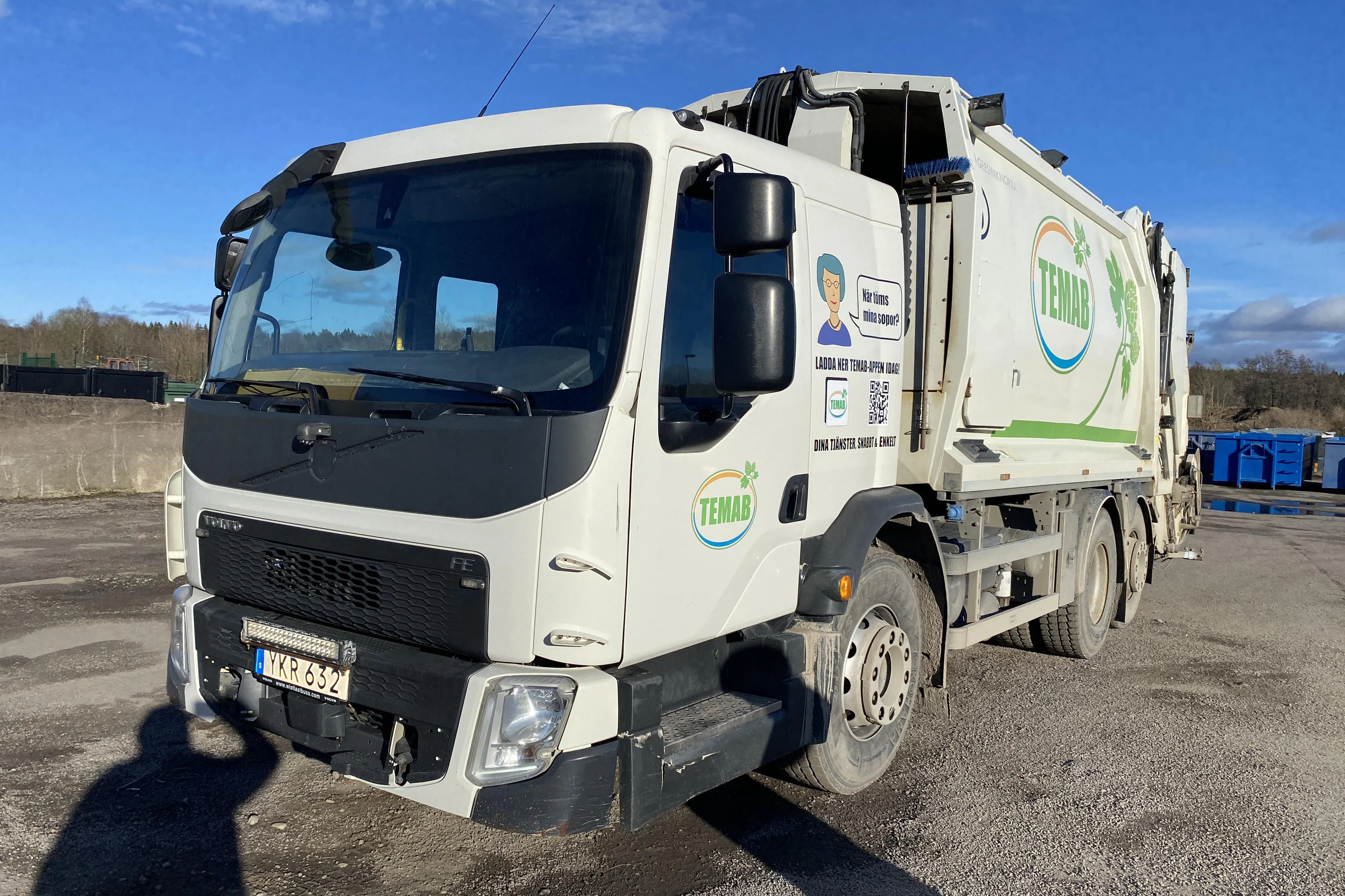 Presentationsfoto 1 av 45: VOLVO FE320 - 2 501 240 km - Automat - vit - 2017