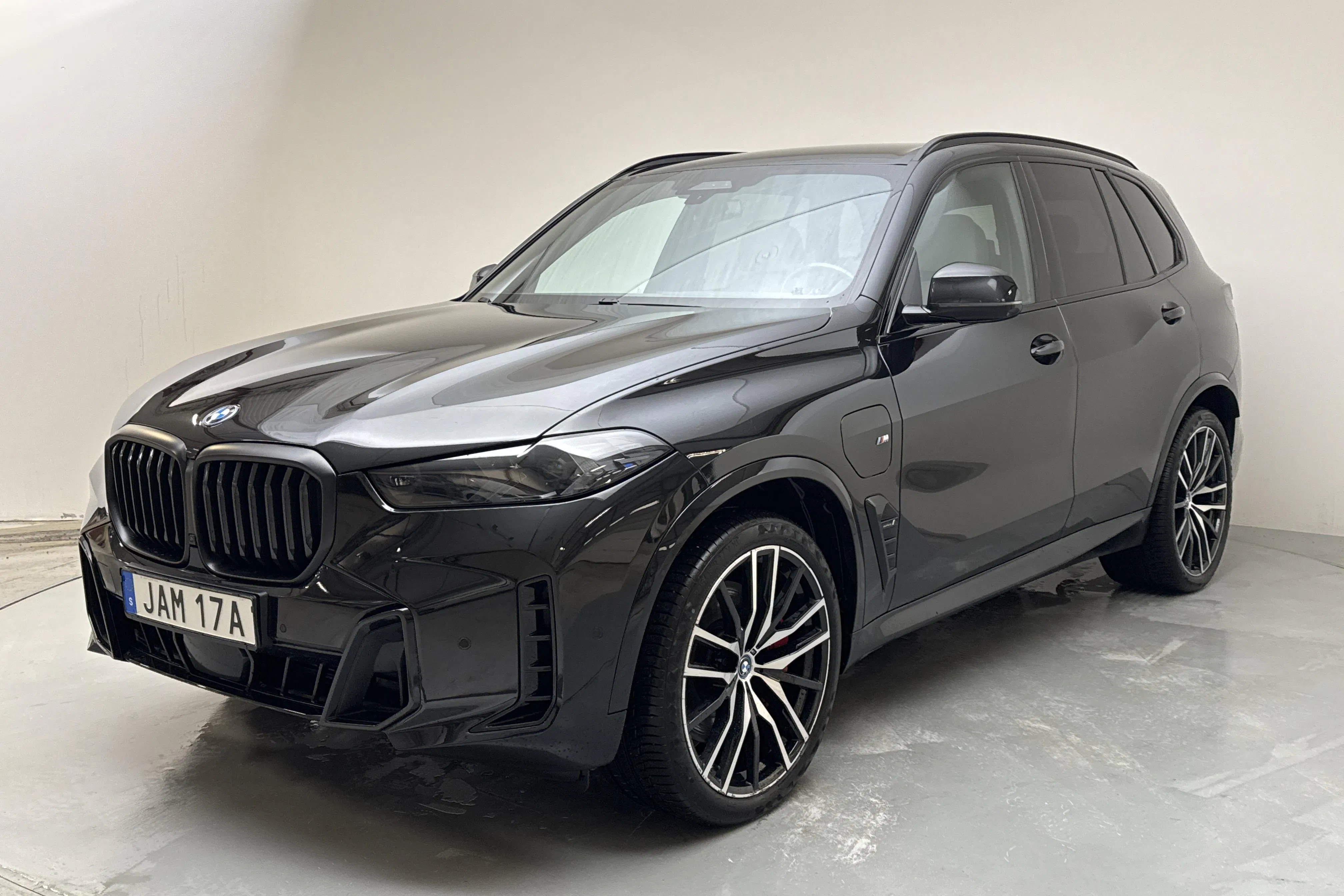 BMW X5 xDrive50e LCI, G05 (489hk)