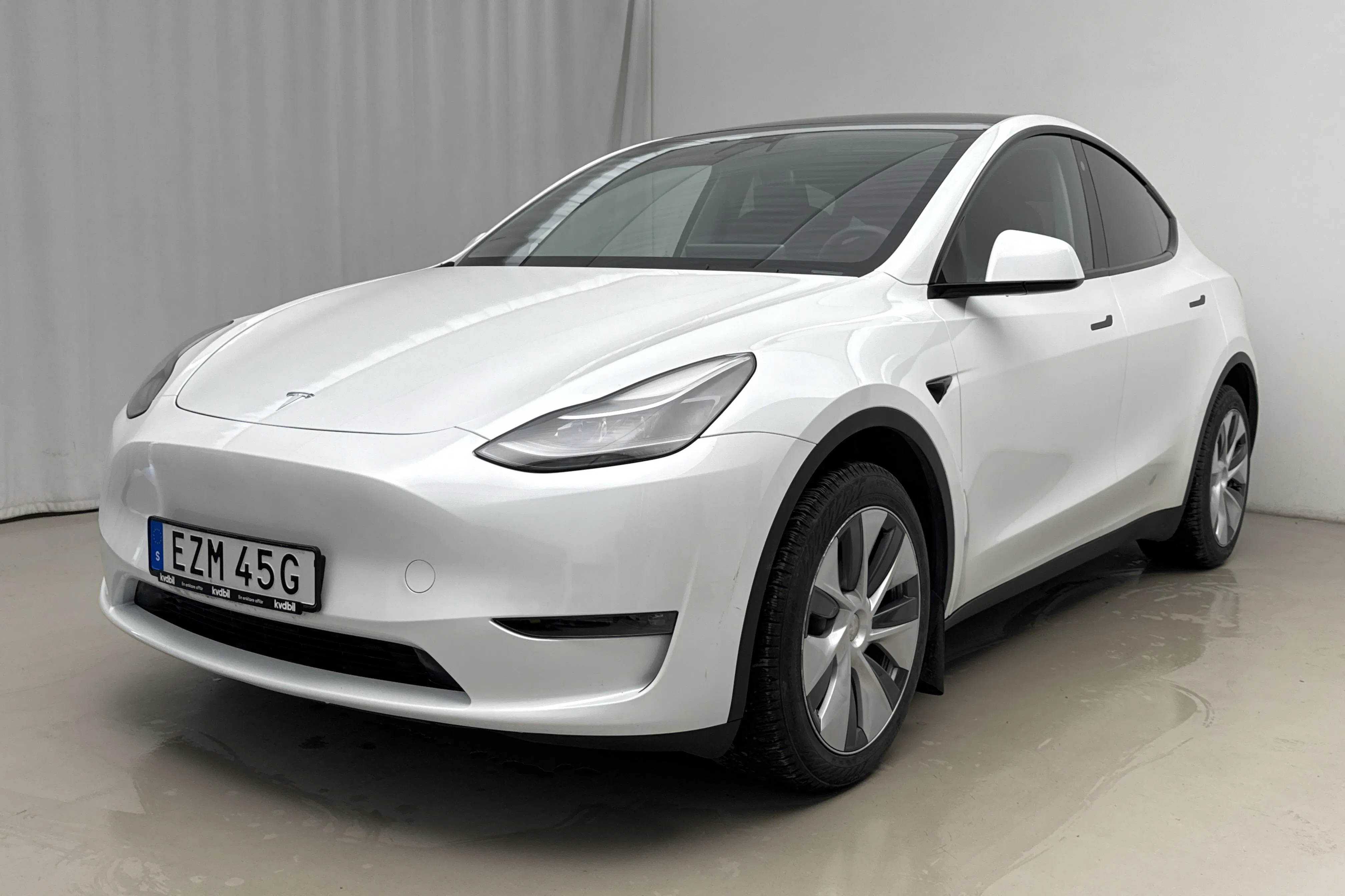 Tesla Model Y Long Range Dual Motor AWD