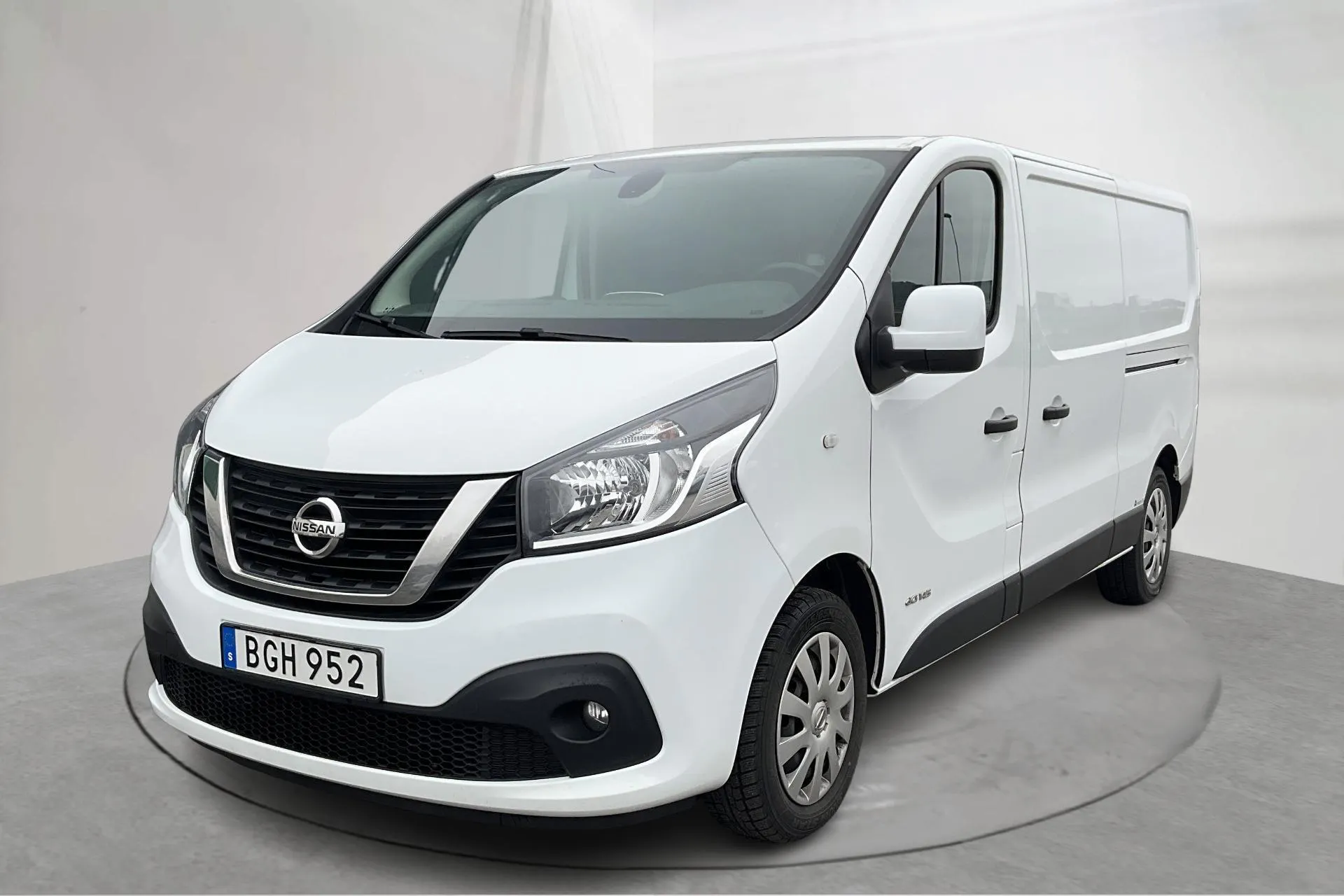 Presentation photo 1 of 17: Nissan NV300 1.6 dCi (145hk) - 81 010 km - Automatic - white - 2021