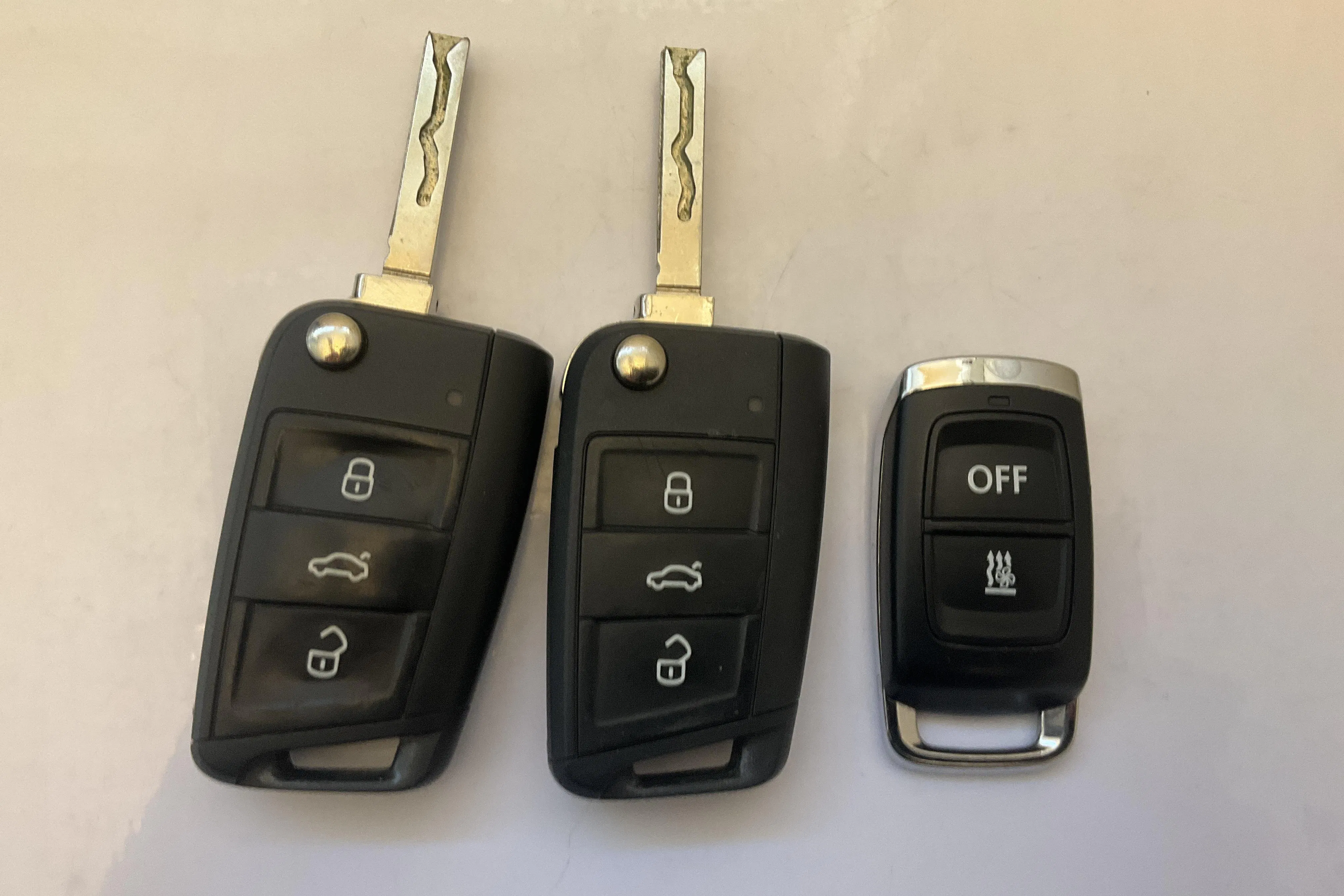 Presentation photo 15 of 15: Skoda Karoq 2.0 TDI 4X4 (150hk) - 81 340 km - Automatic - white - 2020