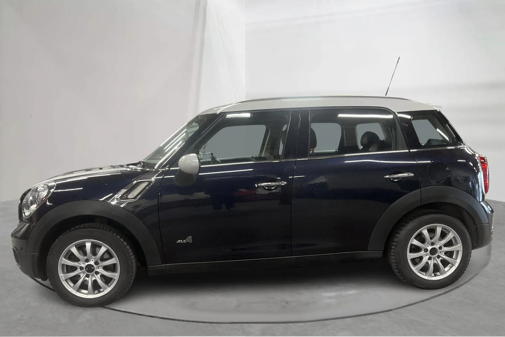 Presentation photo 2 of 15: MINI Cooper S ALL4 Countryman (184hk) - 150 030 km - Automatic - blue - 2012