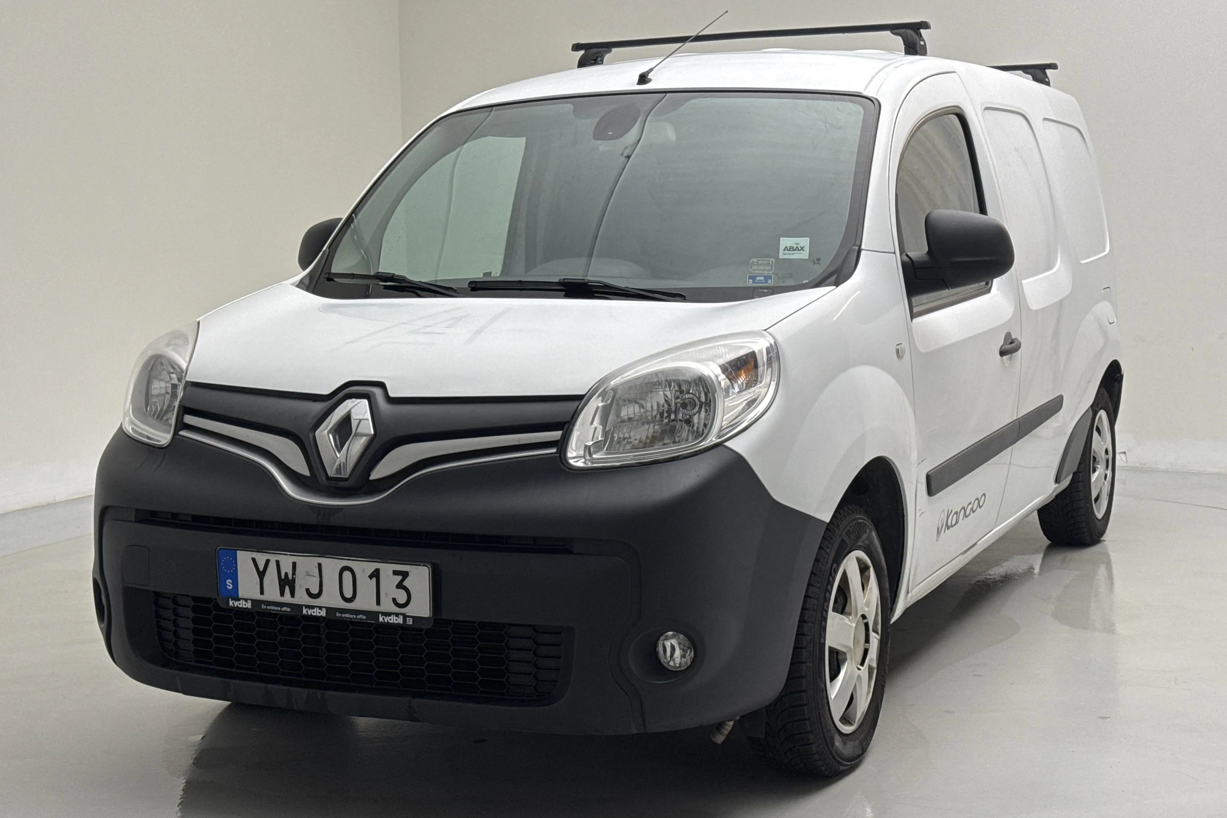 Presentationsfoto 1 av 16: Renault Kangoo 1.5 dCi Maxi Skåp (110hk) - 9 340 mil - Manuell - vit - 2018