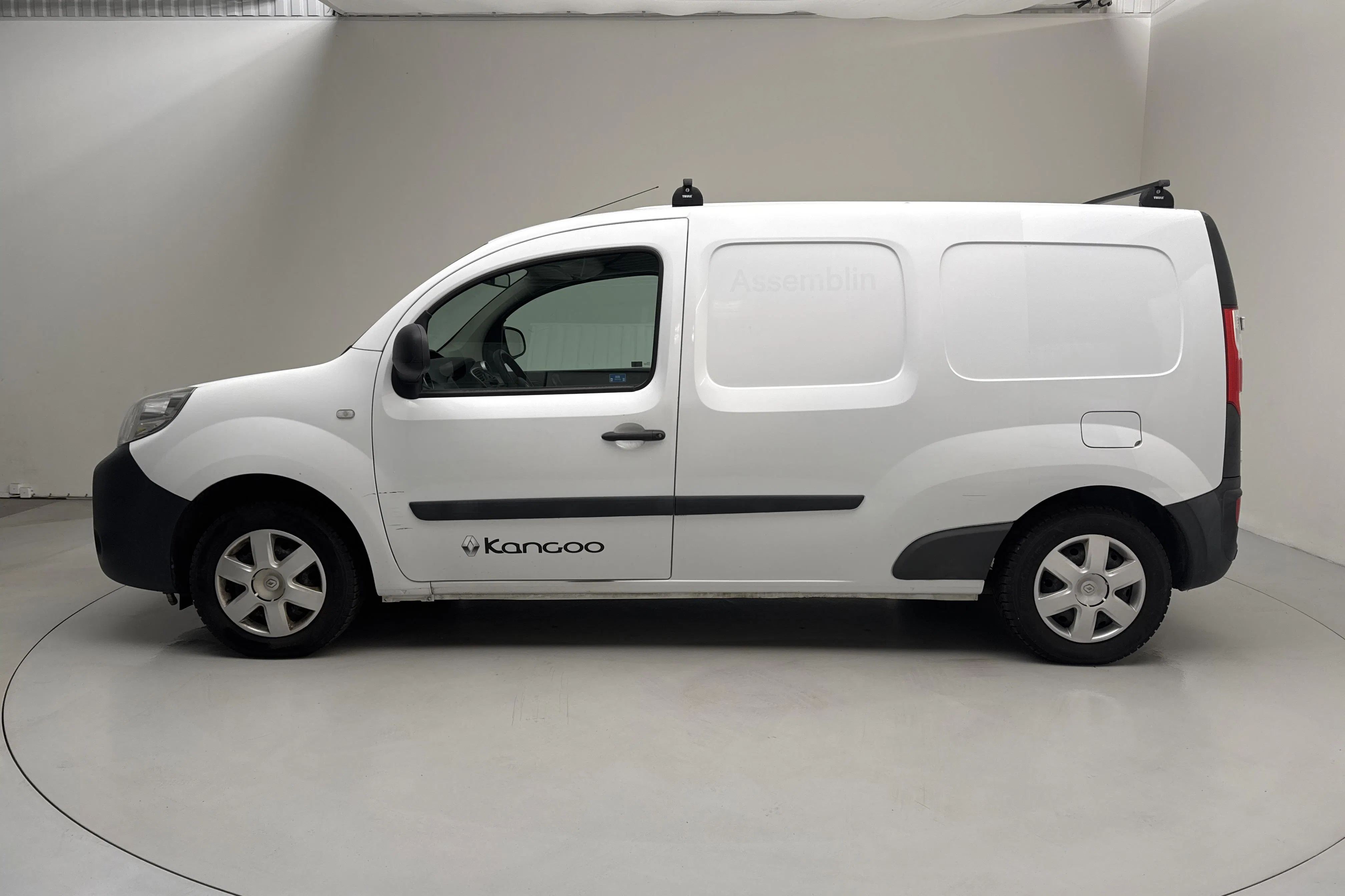 Presentationsfoto 2 av 16: Renault Kangoo 1.5 dCi Maxi Skåp (110hk) - 9 340 mil - Manuell - vit - 2018