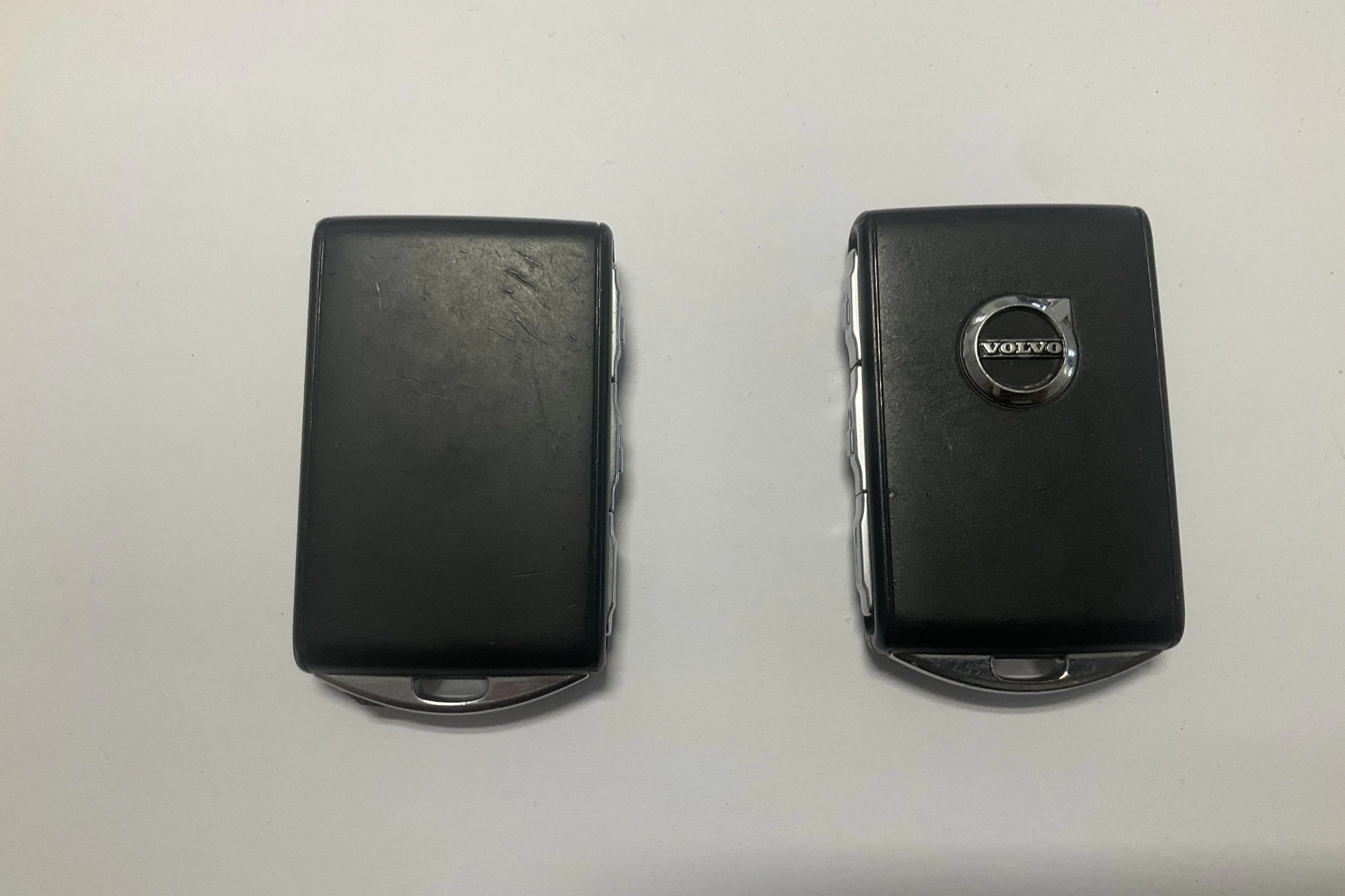 Presentationsfoto 15 av 15: Volvo V90 T6 AWD Twin Engine (340hk) - 15 731 mil - Automat - Dark Blue - 2022