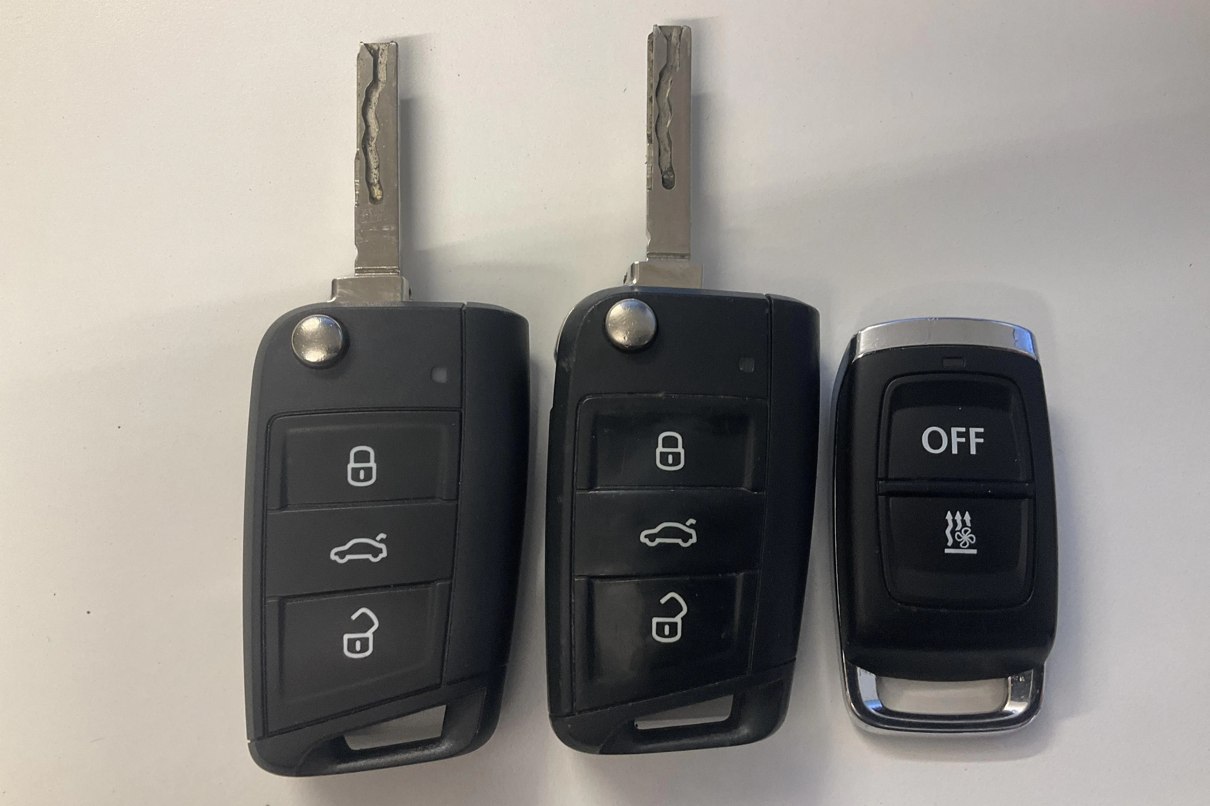 Presentation photo 19 of 19: VW Tiguan 2.0 TSI 4MOTION (190hk) - 212 250 km - Automatic - white - 2019