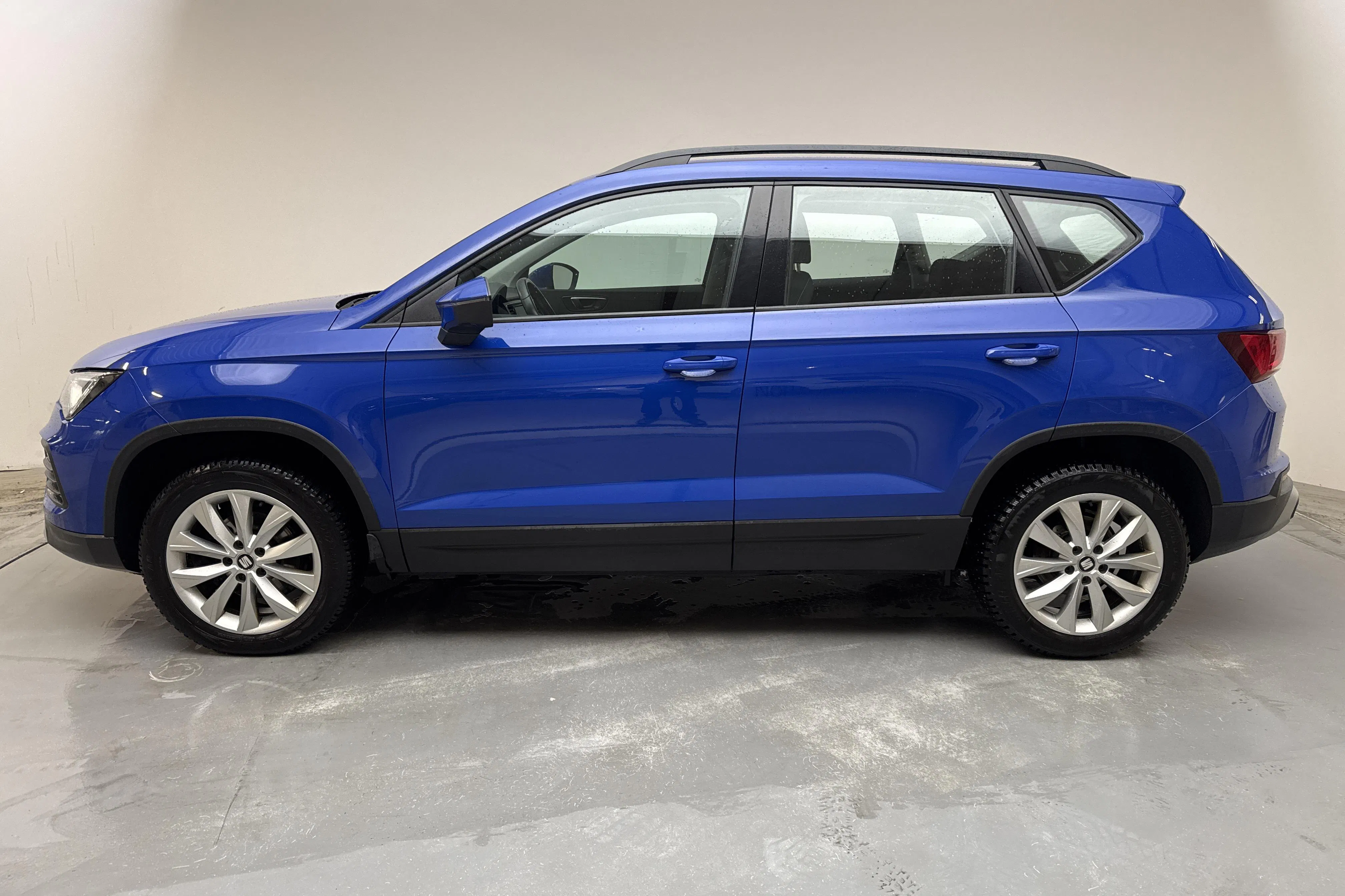 Presentation photo 2 of 13: Seat Ateca 2.0 TDI (115hk) - 90 060 km - Manual - blue - 2023