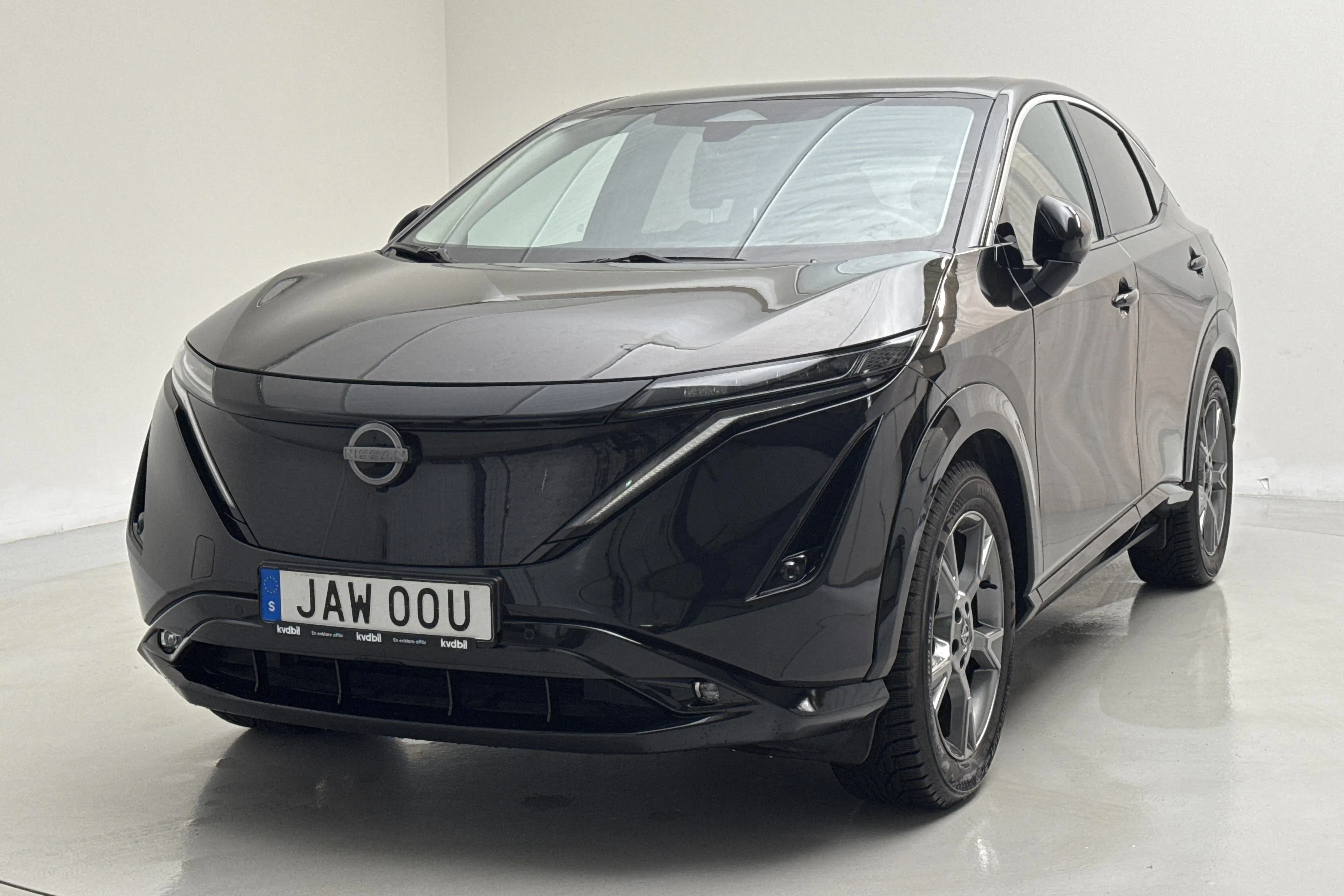 Presentationsfoto 1 av 16: Nissan Ariya 63kWh (217hk) - 3 384 mil - Automat - Dark Green - 2023