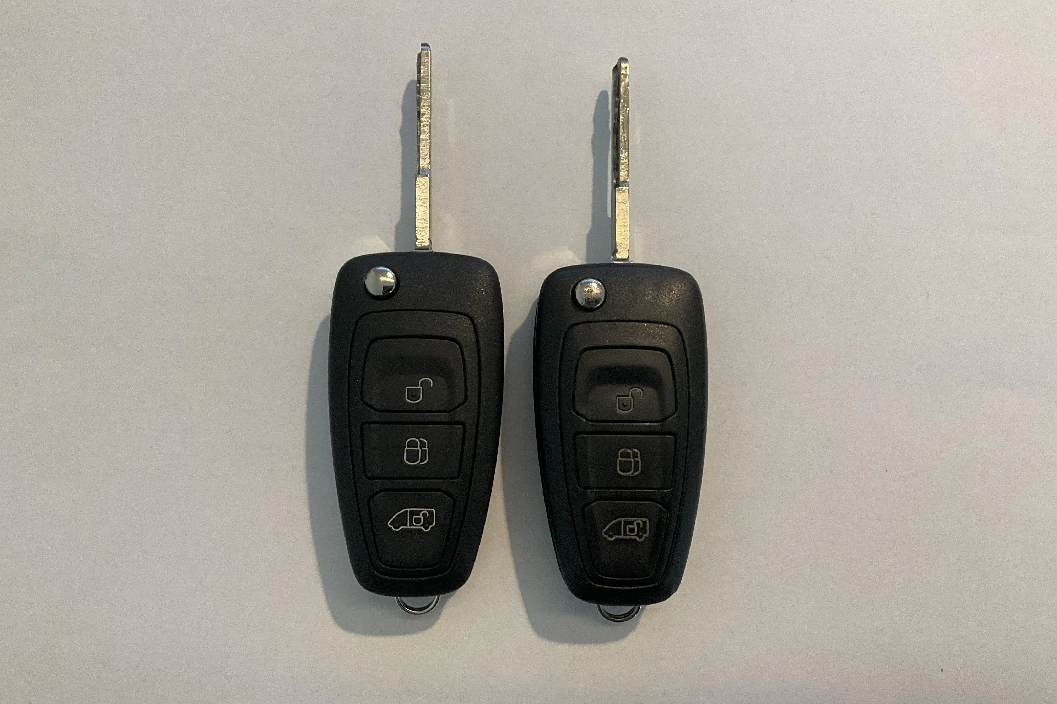 Præsentationsfoto 15 af 15: Ford Transit Custom Kombi 330 (130hk) - 178 100 kilometer - Salgsautomat - Blå farve - 2019