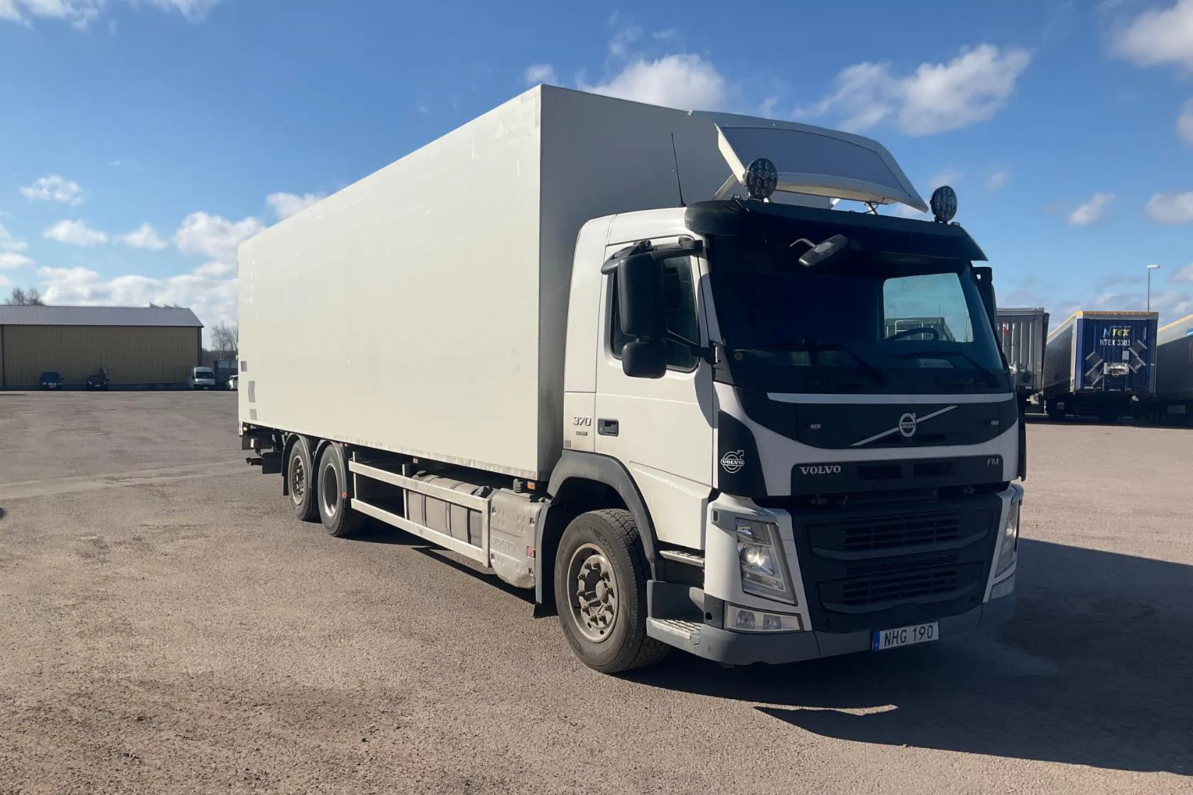 Presentationsfoto 1 av 78: VOLVO FM370 - 450 152 km - Automat - vit - 2016