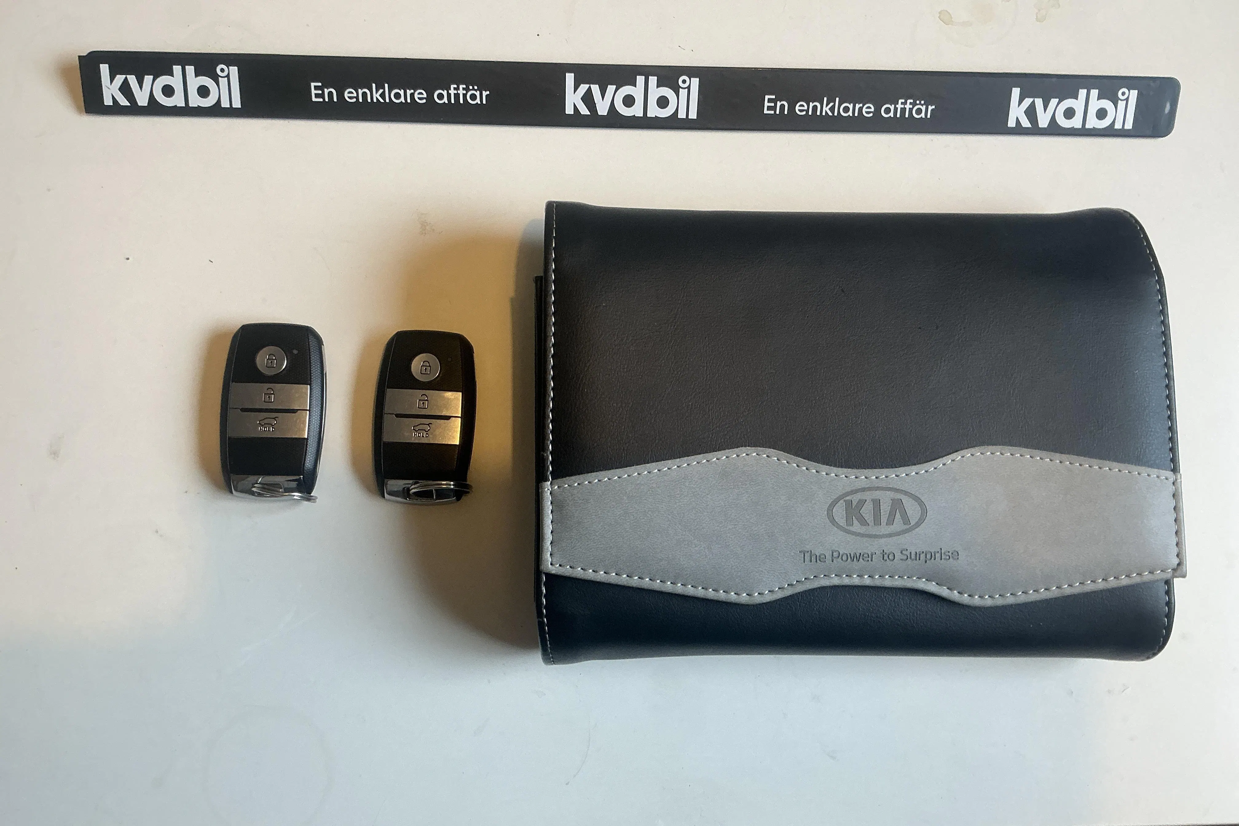 Presentation photo 19 of 19: KIA e-Niro 64kWh (204hk) - 114 750 km - Automatic - white - 2020