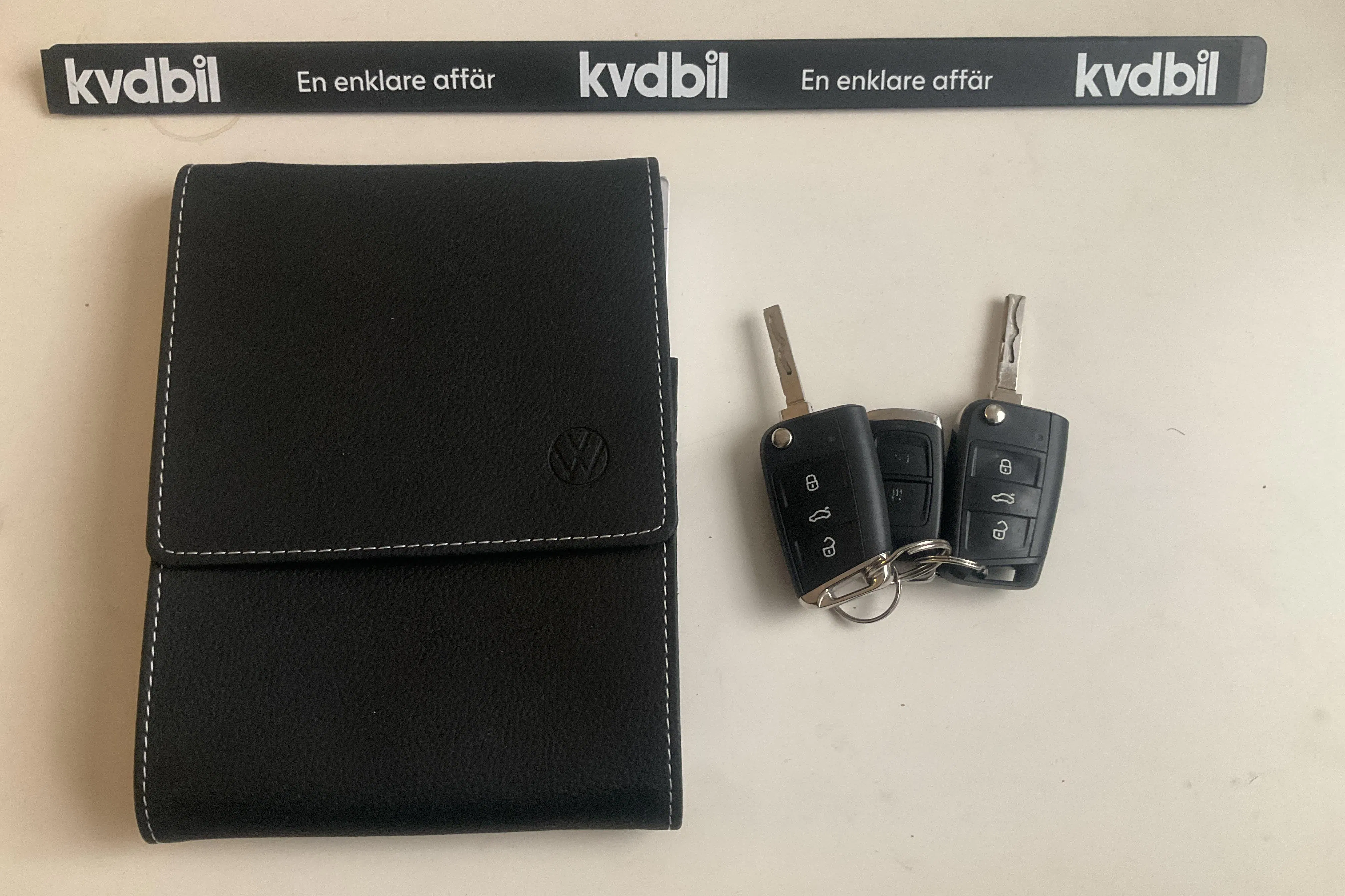 Presentationsfoto 21 av 21: VW T-Roc 2.0 TDI 4MOTION (150hk) - 8 040 mil - Automat - grå - 2023
